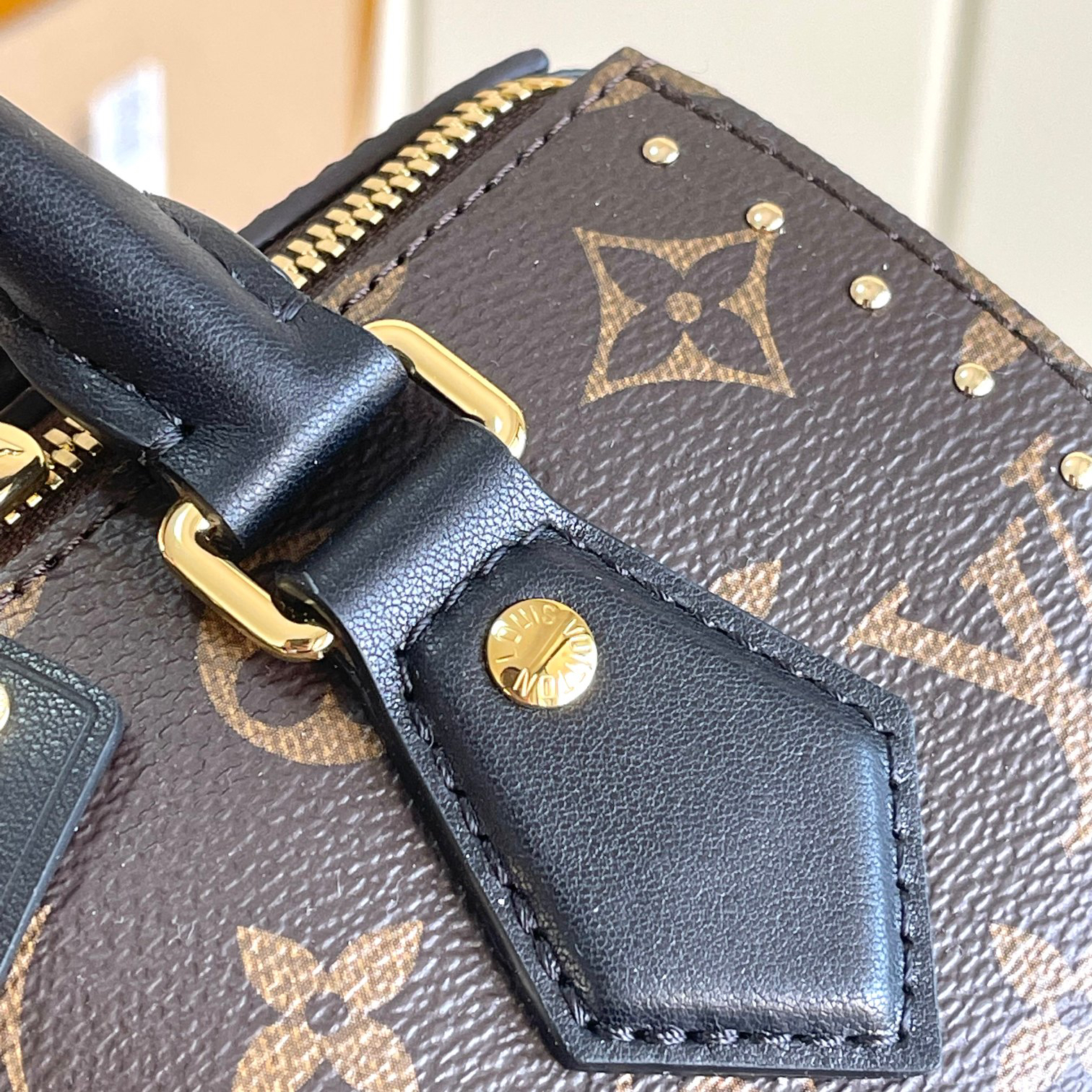 Louis Vuitton Speedy Trunk Handbag - Image 7