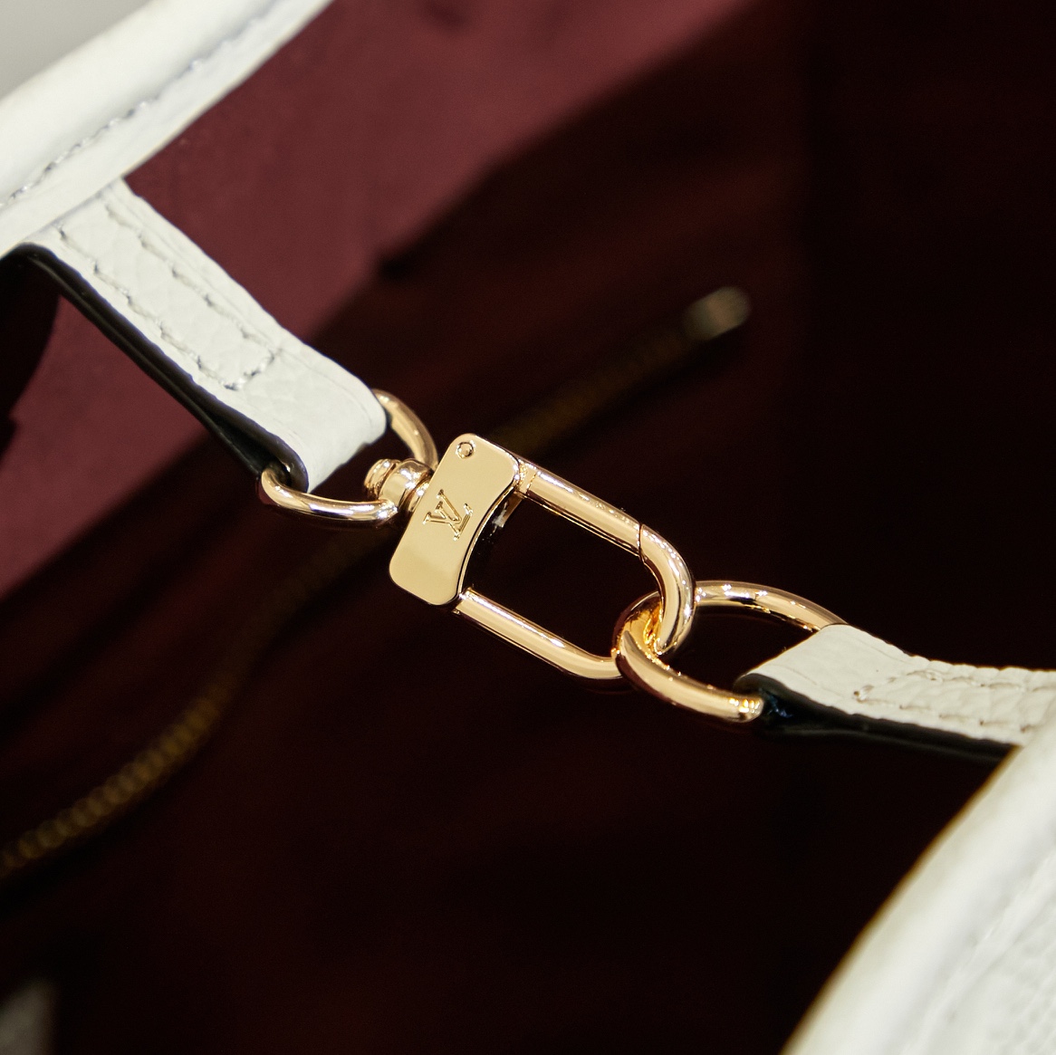 Louis Vuitton Neverfull Medium Tote Bag - Image 7