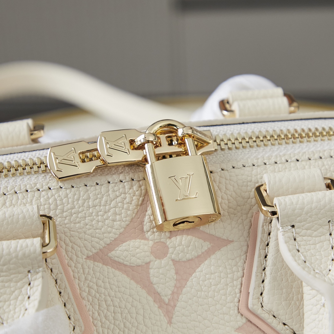 Louis Vuitton Speedy Bandouliere 20 Handbag - Image 7
