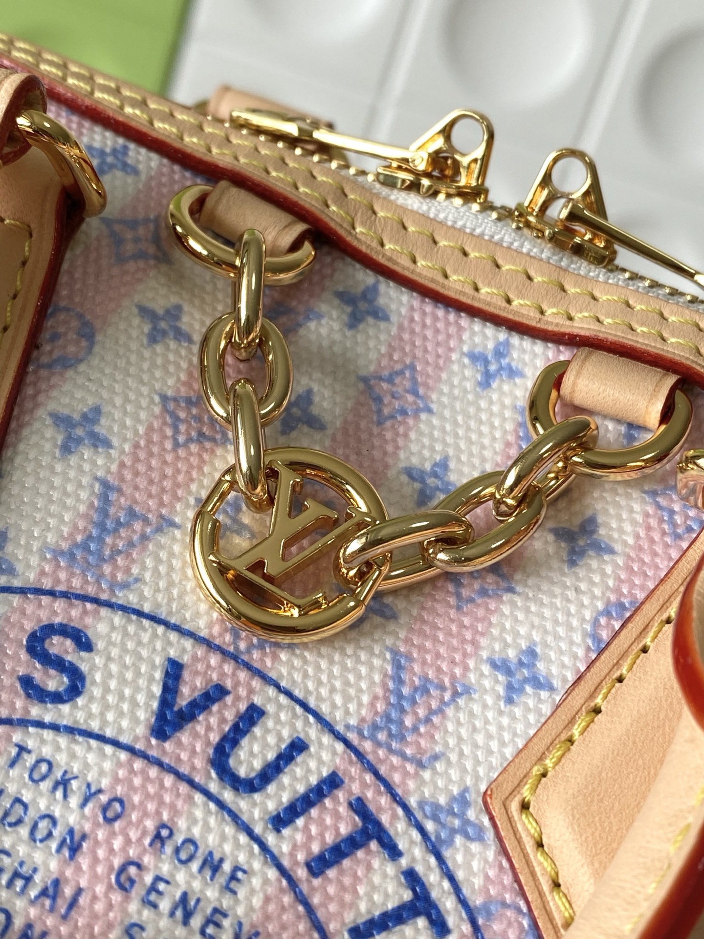 Louis Vuitton Speedy Bandouliere 20 Handbag - Image 7
