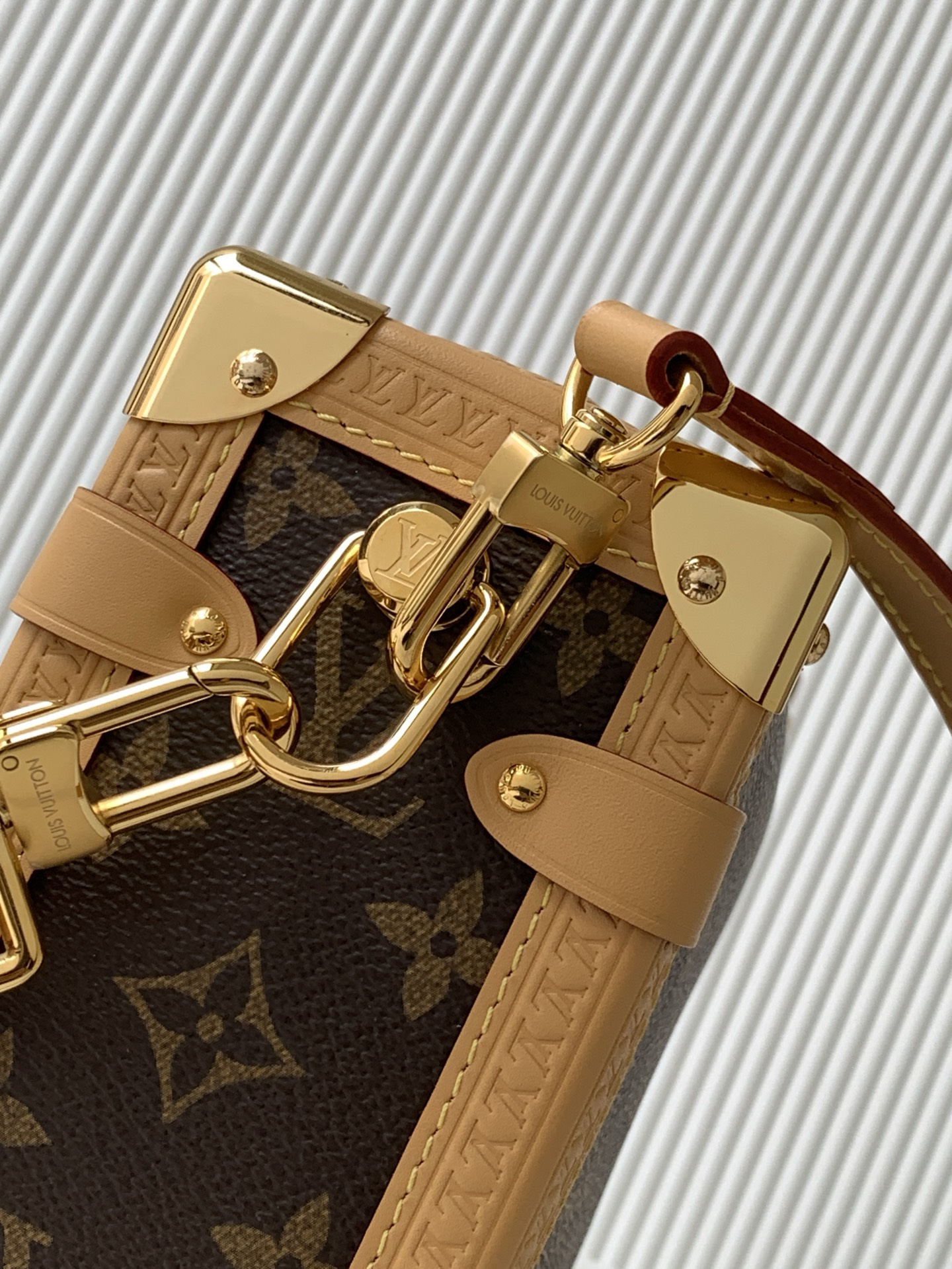Louis Vuitton Pico Side Trunk Handbag - Image 7