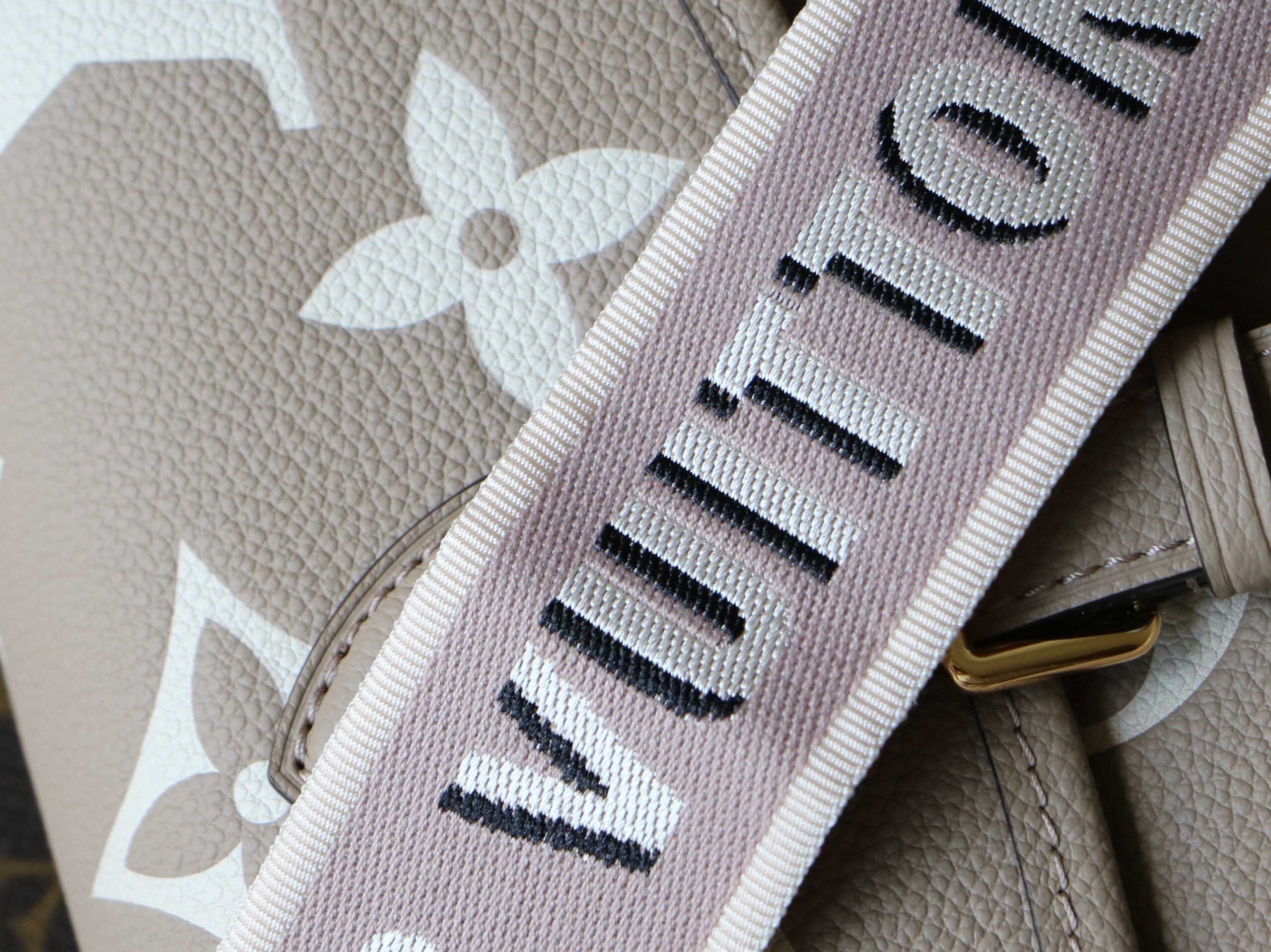 Louis Vuitton Diane Handbag in Monogram Empreinte Embossed Leather - Image 7