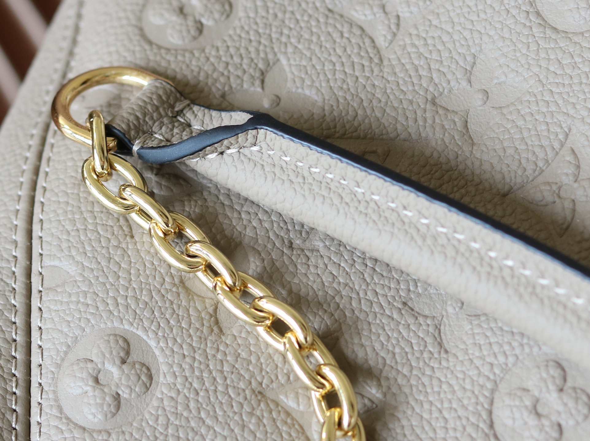 Louis Vuitton P-530 Anytime Medium Promenade Handbag - Image 7