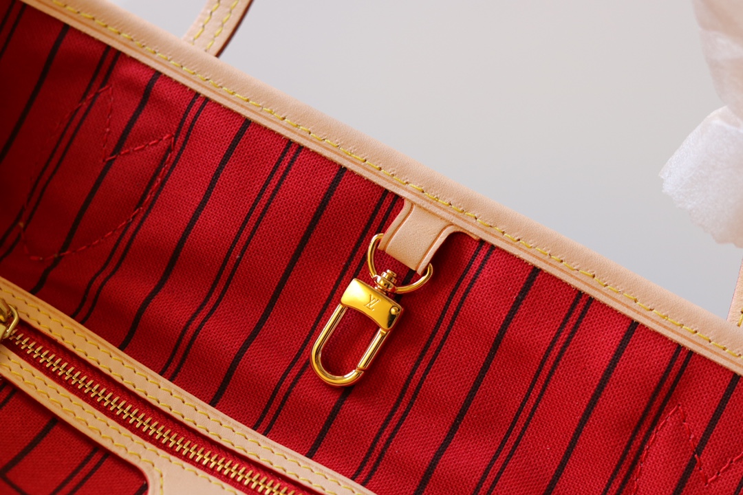 Louis Vuitton Neverfull Small Tote Bag in Damier Azur Canvas - Image 7