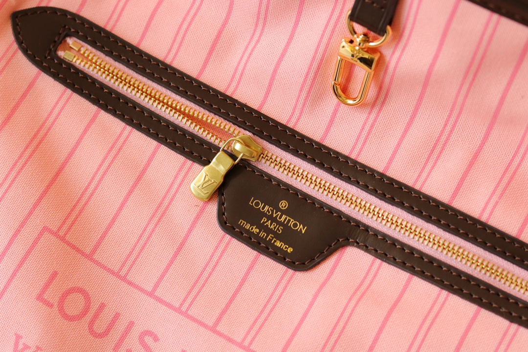 Neverfull MM Monogram Canvas Tote Bag - Image 7