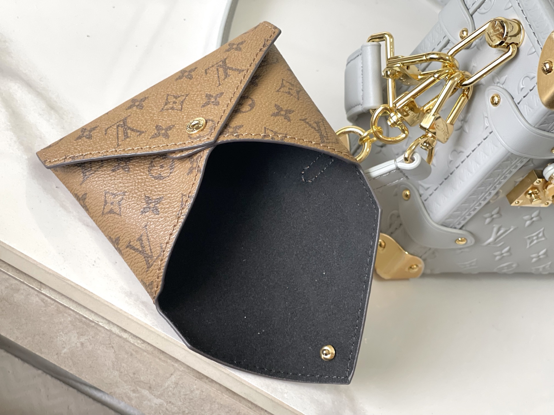 Louis Vuitton Side Trunk Medium Handbag M25602 - Image 7