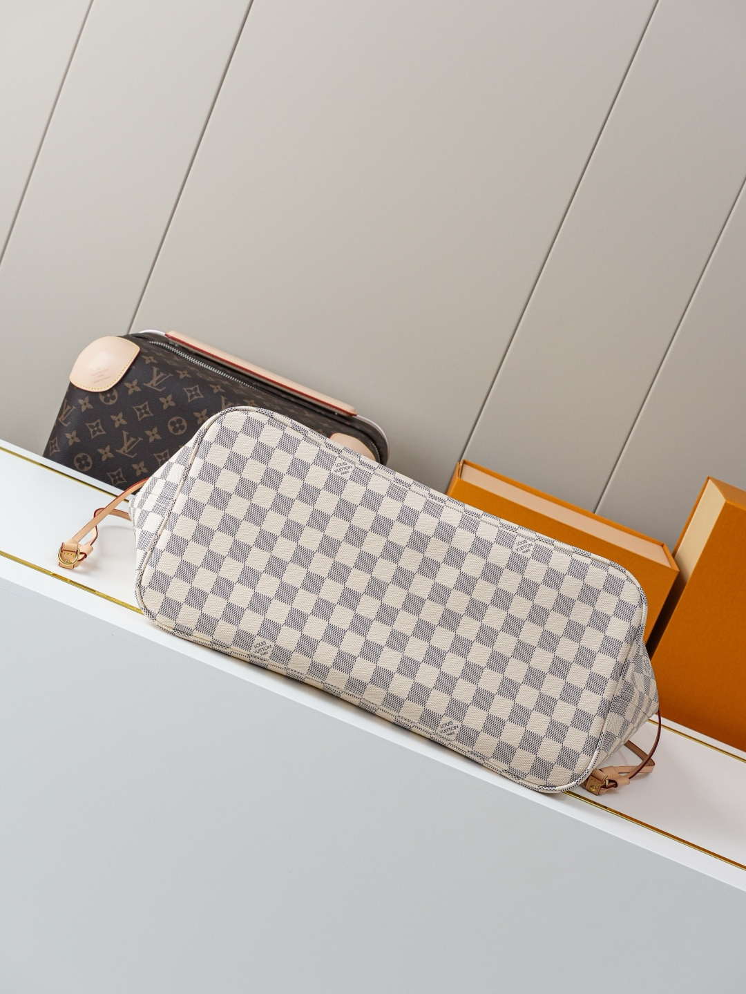 Louis Vuitton Neverfull GM Tote Bag in Damier Azur Canvas - Image 7