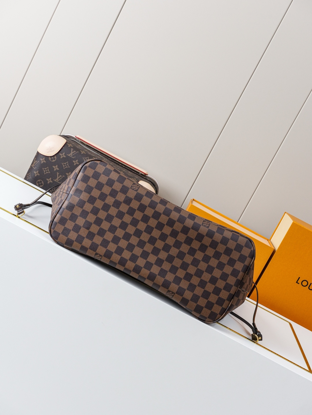 Louis Vuitton Neverfull Large Tote Bag in Damier Ebene - Image 7
