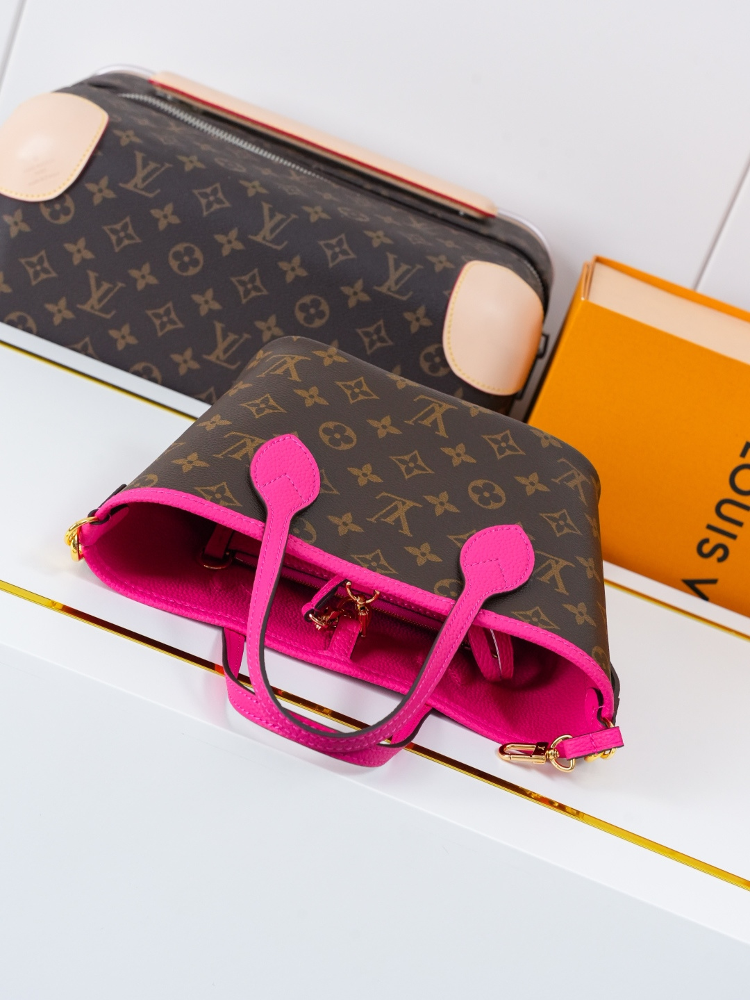 Louis Vuitton Neverfull Bandoulière Inside Out BB Handbag - Image 7