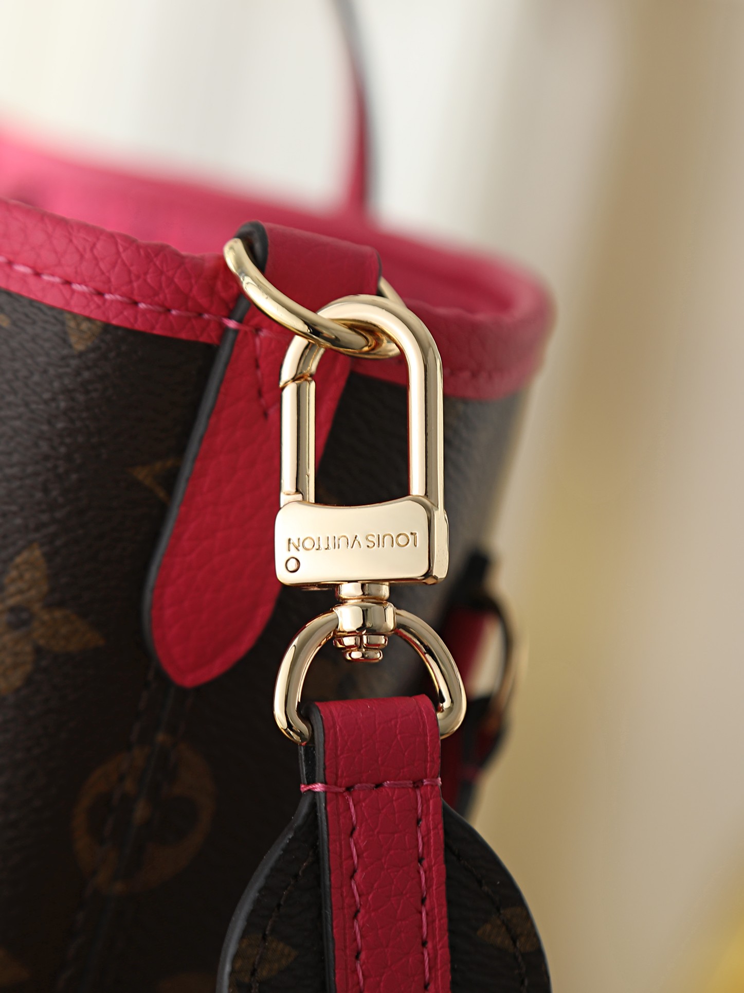 Louis Vuitton Neverfull Bandoulière Inside Out Medium Tote Bag - Image 7