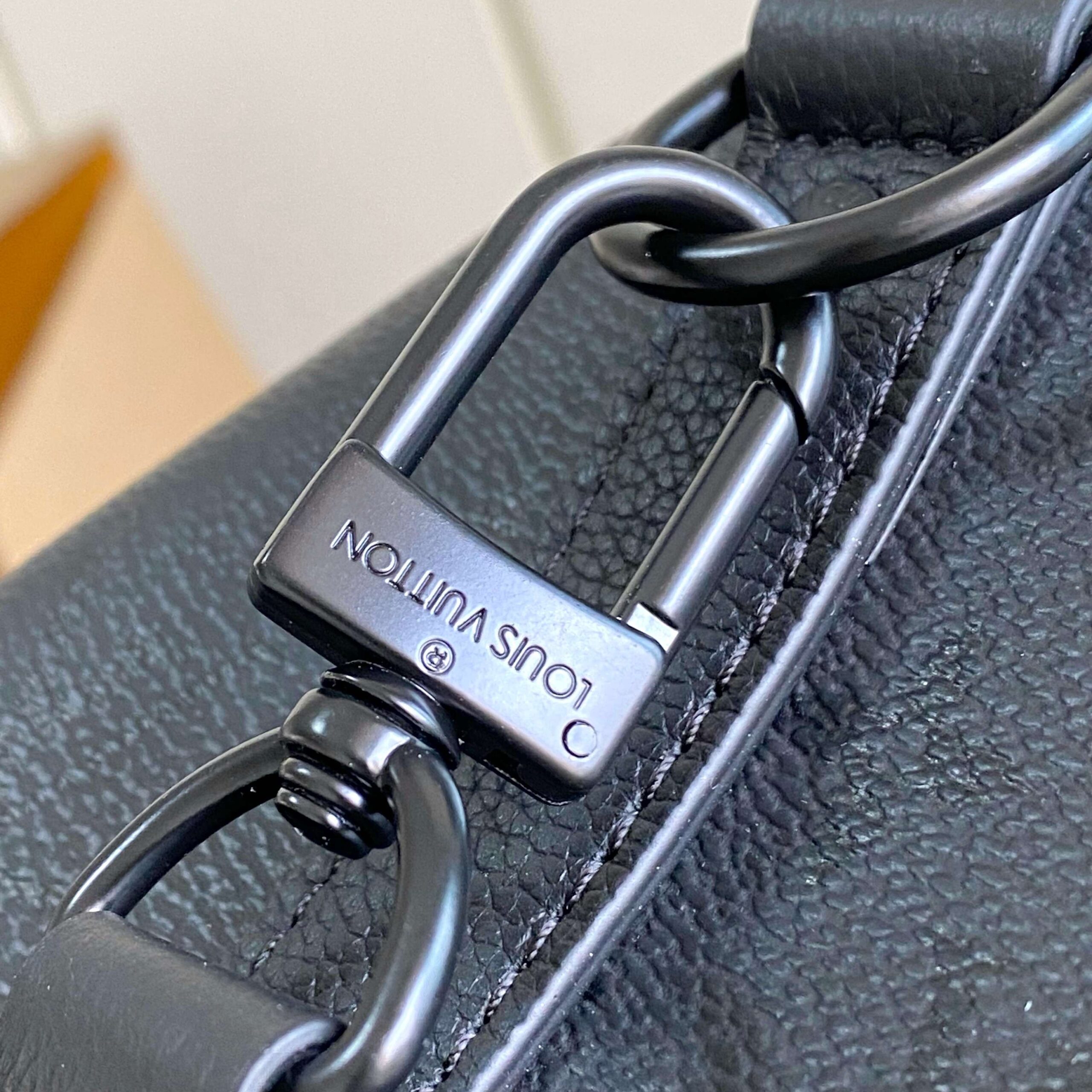 Louis Vuitton Keepall Bandoulière 35 Travel Bag - Image 7