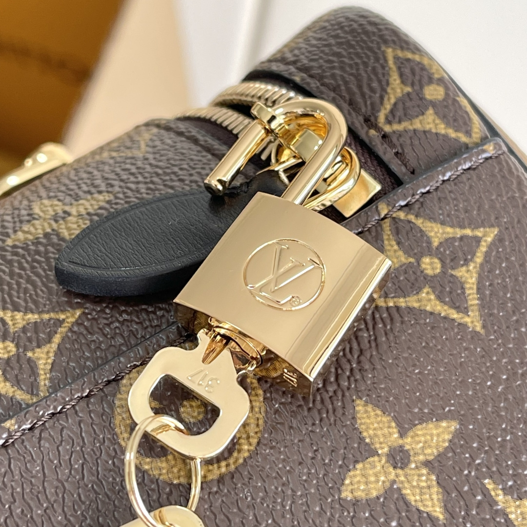 Louis Vuitton Nice Cosmetic Pouch M45165 - Image 7