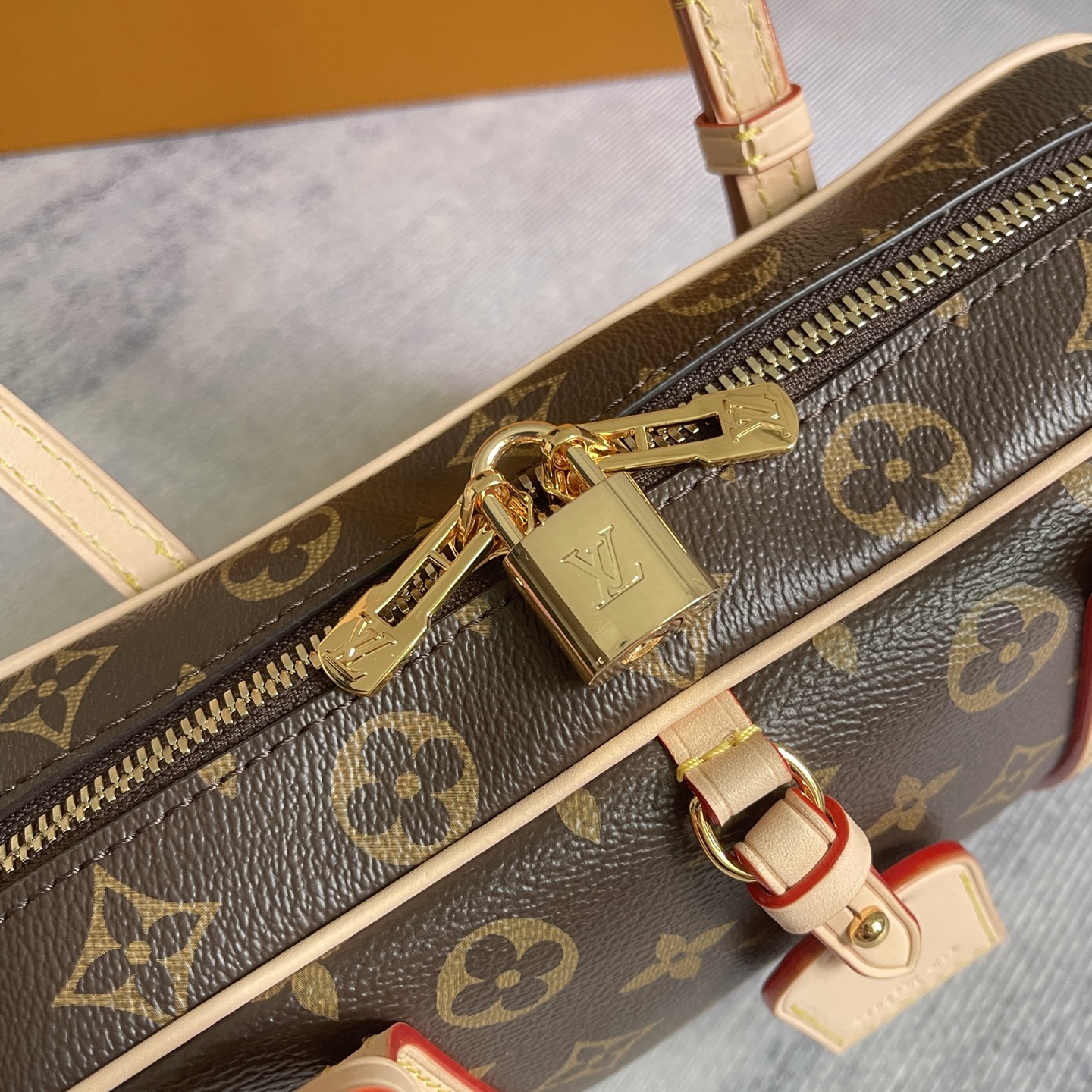 Louis Vuitton Hang On Handbag in Monogram Canvas - Image 7