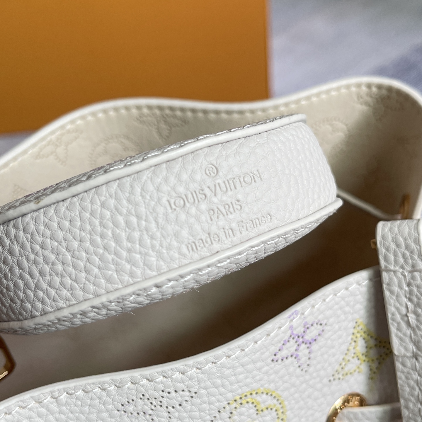 Bella Dream Series Handbag M15114 - Image 7