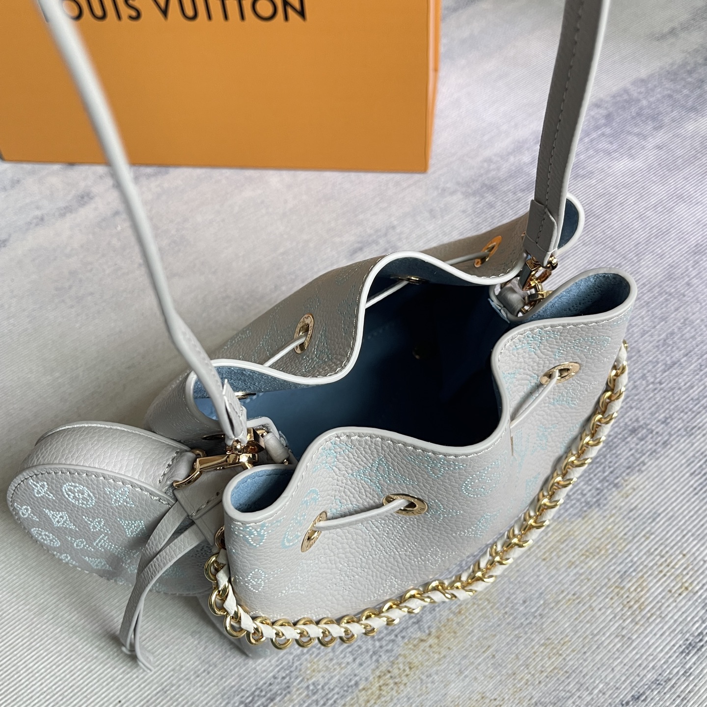 Louis Vuitton Bella Monogram Perforated Calfskin Bucket Bag - Image 7