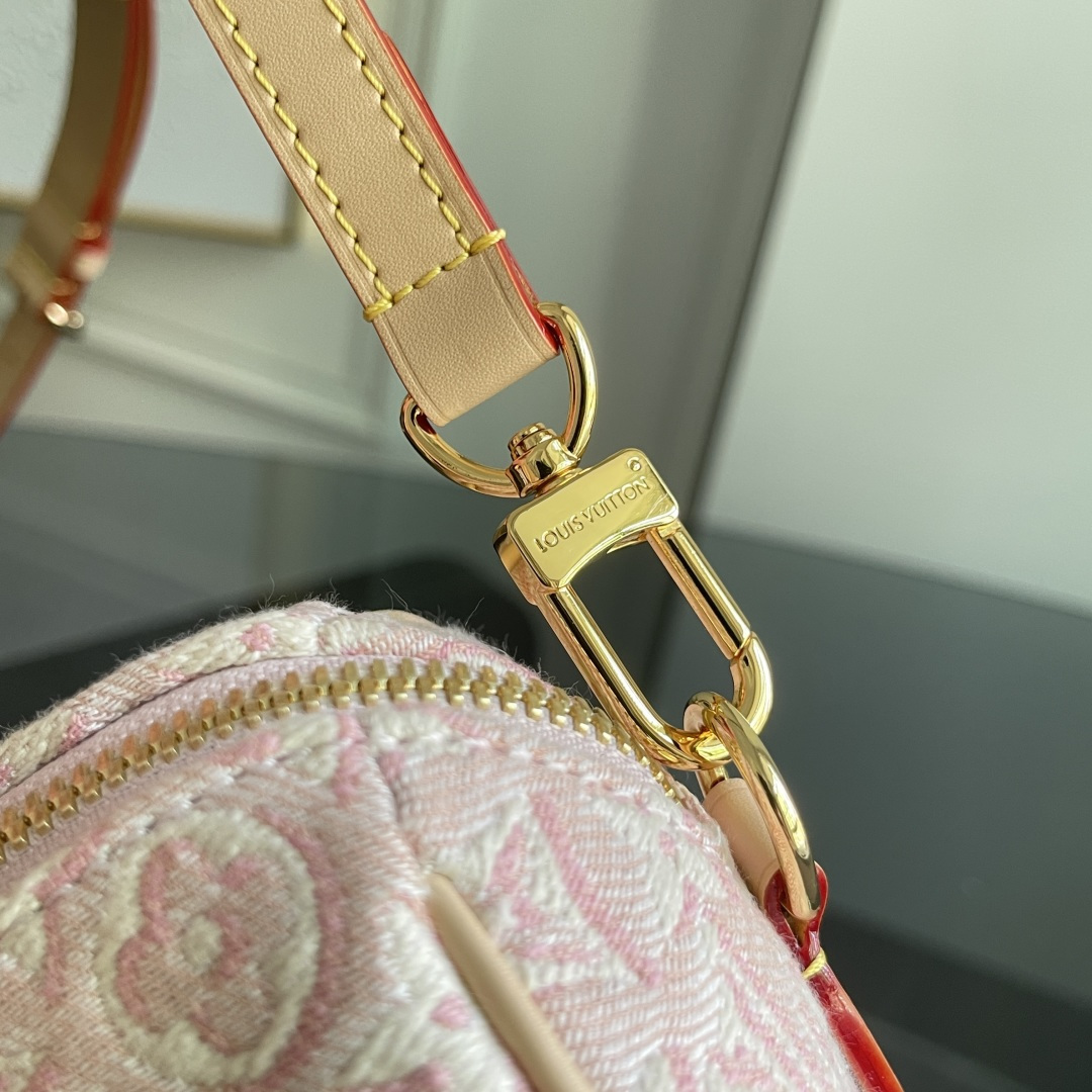 Louis Vuitton Speedy Bandoulière 20 Handbag in Pink Monogram Emblème Canvas - Image 7