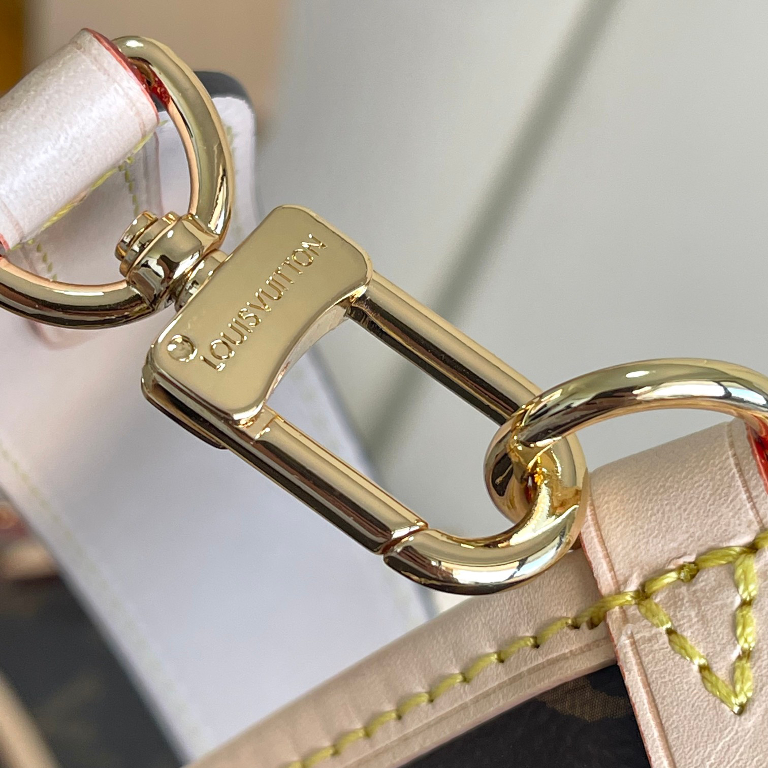 Louis Vuitton Neverfull Bandoulière Inside Out GM Tote Bag - Image 7