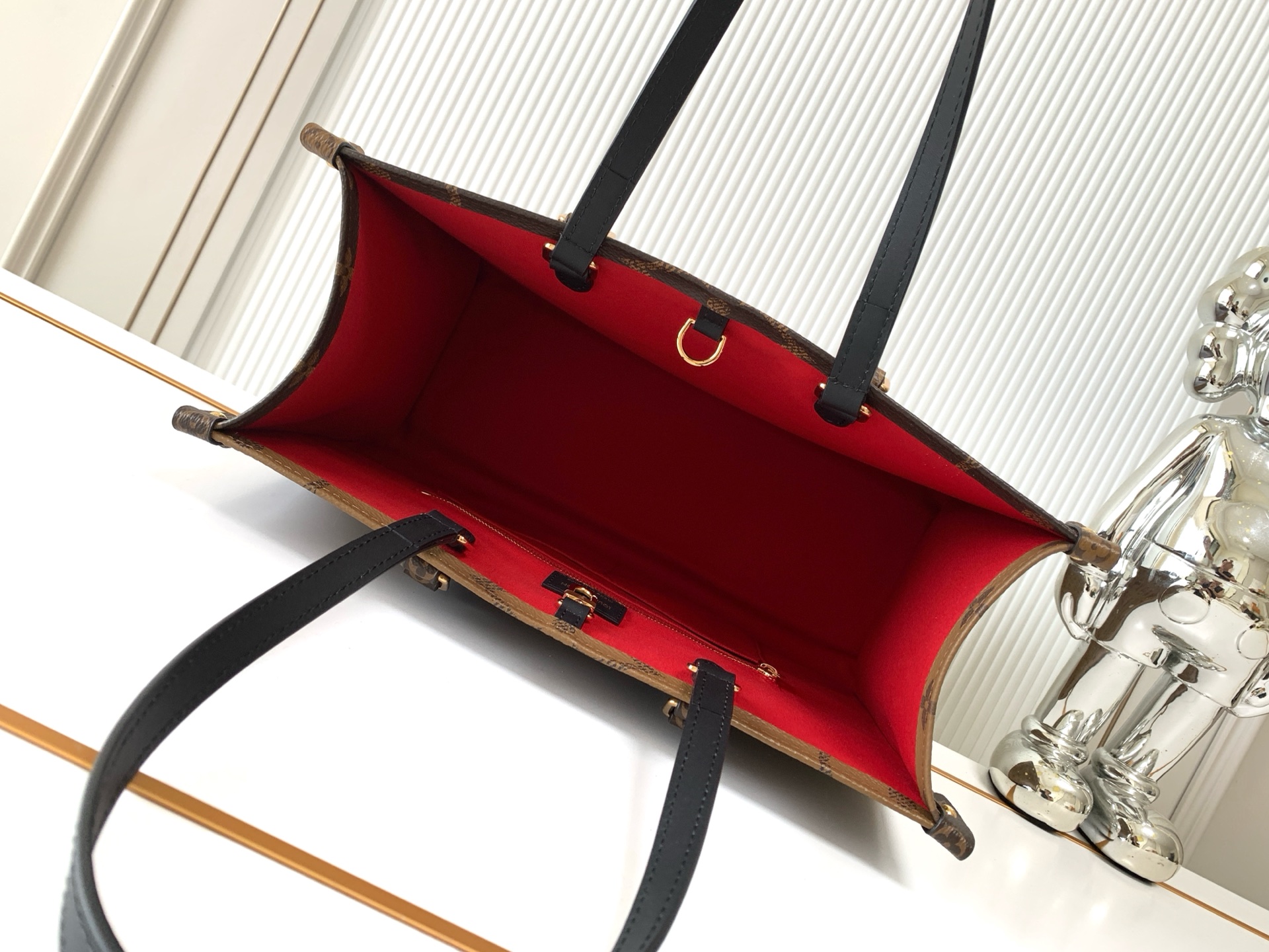 Louis Vuitton Onthego MM Tote Bag M45321 - Image 7