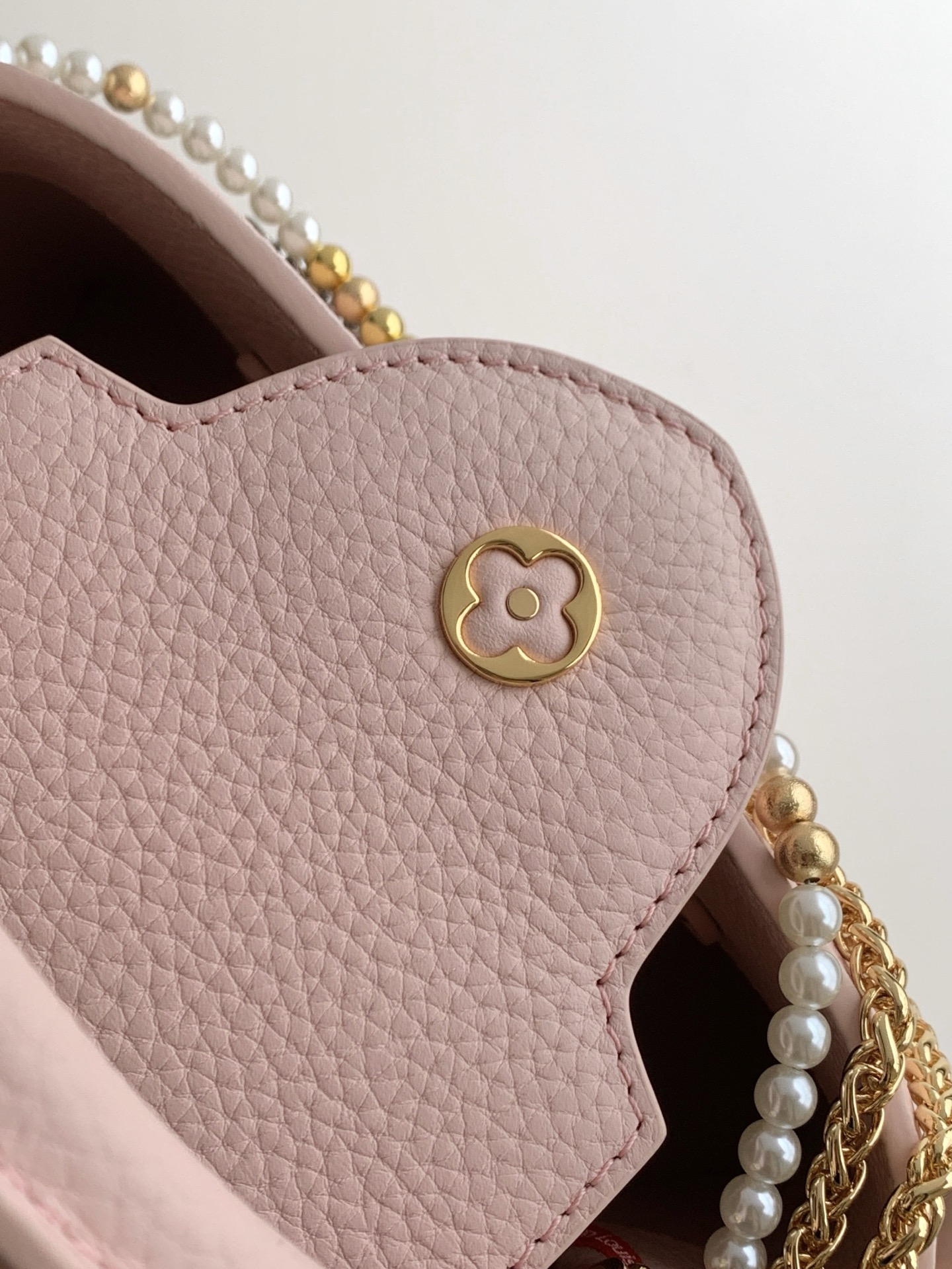 Louis Vuitton Capucines BB Handbag, Light Pink Pearl Double Chain - Image 7