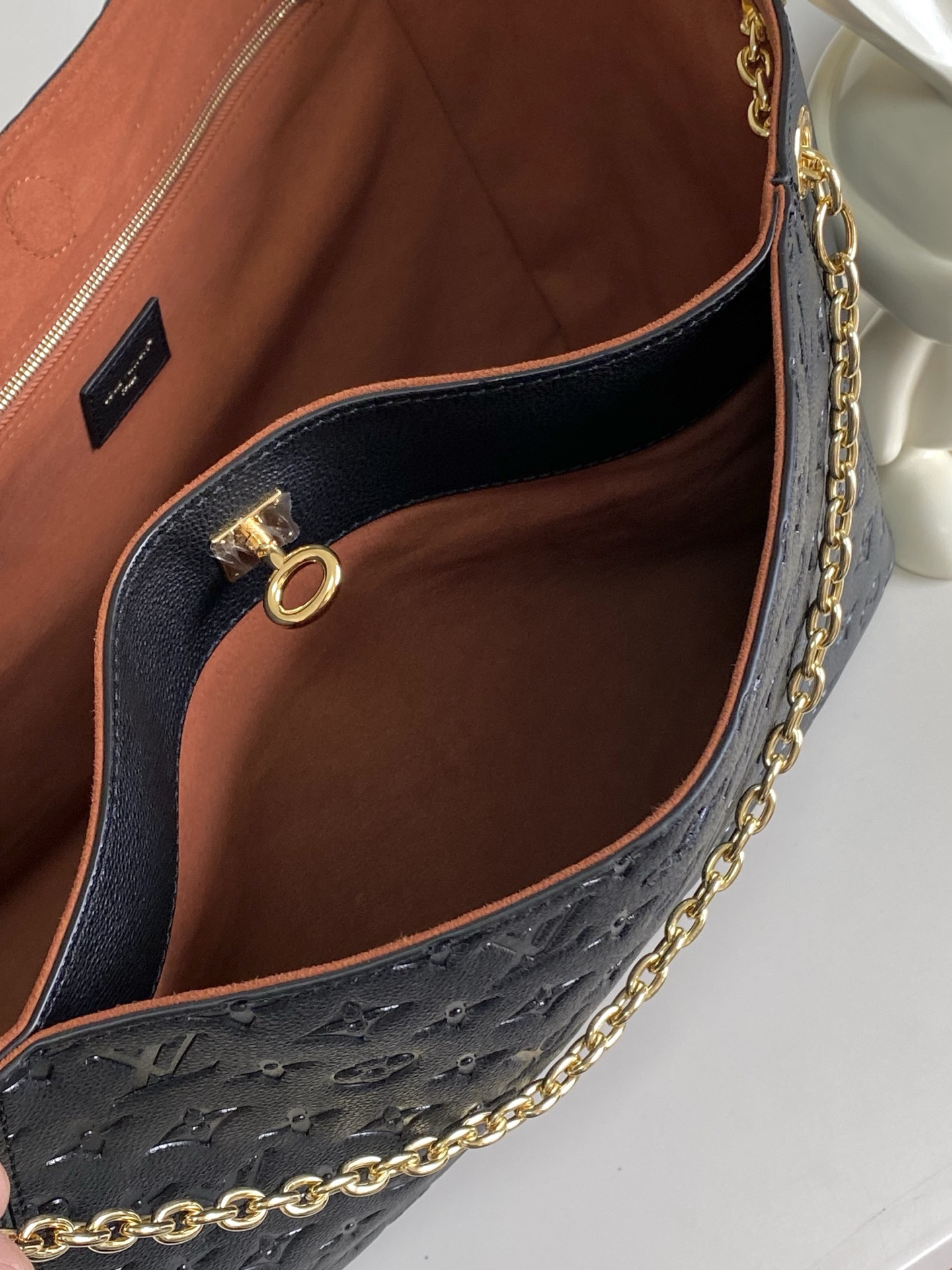 Louis Vuitton Anytime Medium Crossbody Bag in Black Monogram Empreinte Leather - Image 7