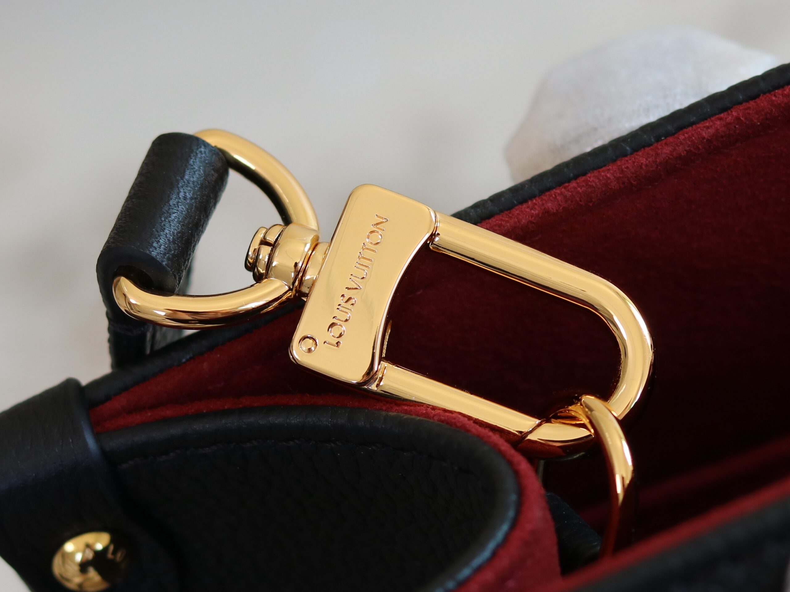 Louis Vuitton Onthego Small Tote Bag in Monogram Empreinte Leather - Image 7