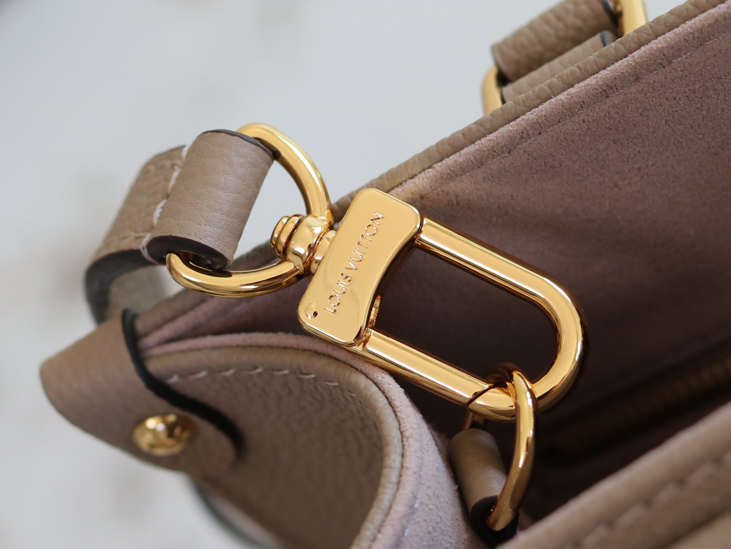 Louis Vuitton Onthego Mini Tote Bag in Monogram Empreinte Leather M45779 - Image 7