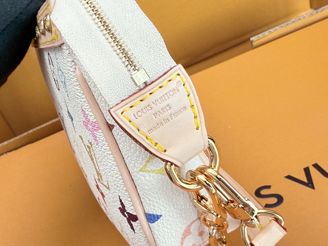 Louis Vuitton x Takashi Murakami Pochette Accessoires Handbag - Image 7