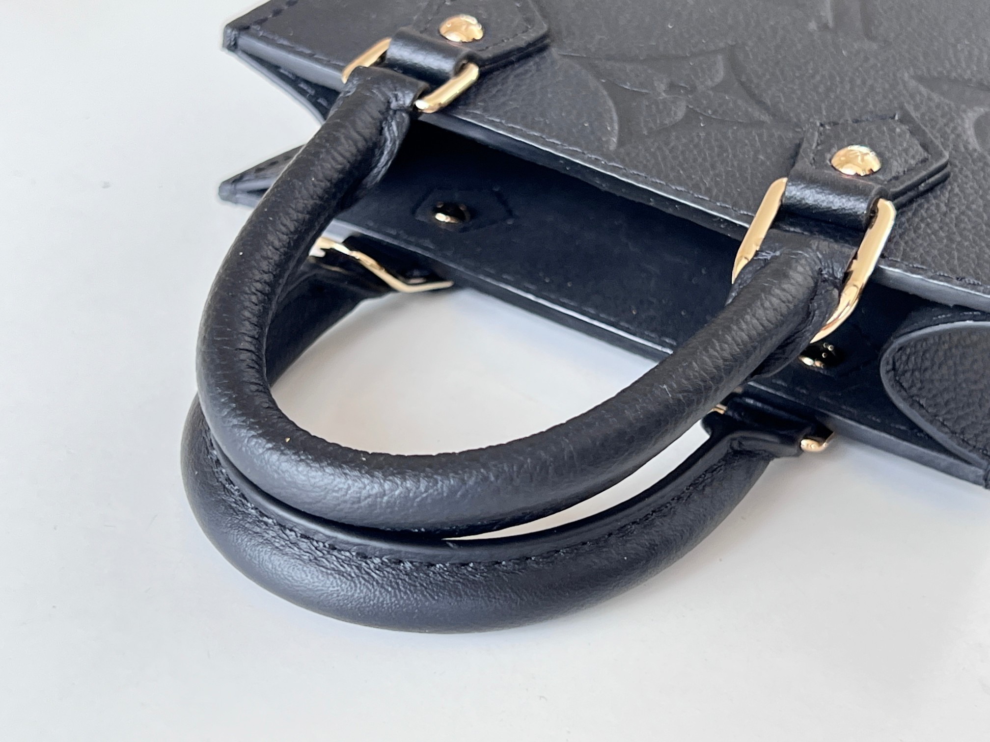 Louis Vuitton Petit Sac Plat M81417 Black Handbag - Image 7