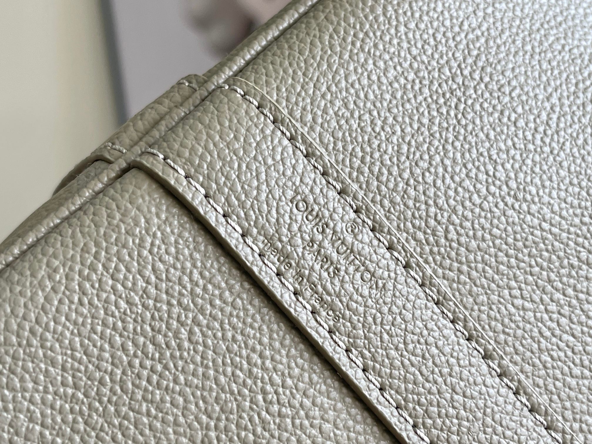 Louis Vuitton Keepall 45 Travel Bag - Image 7