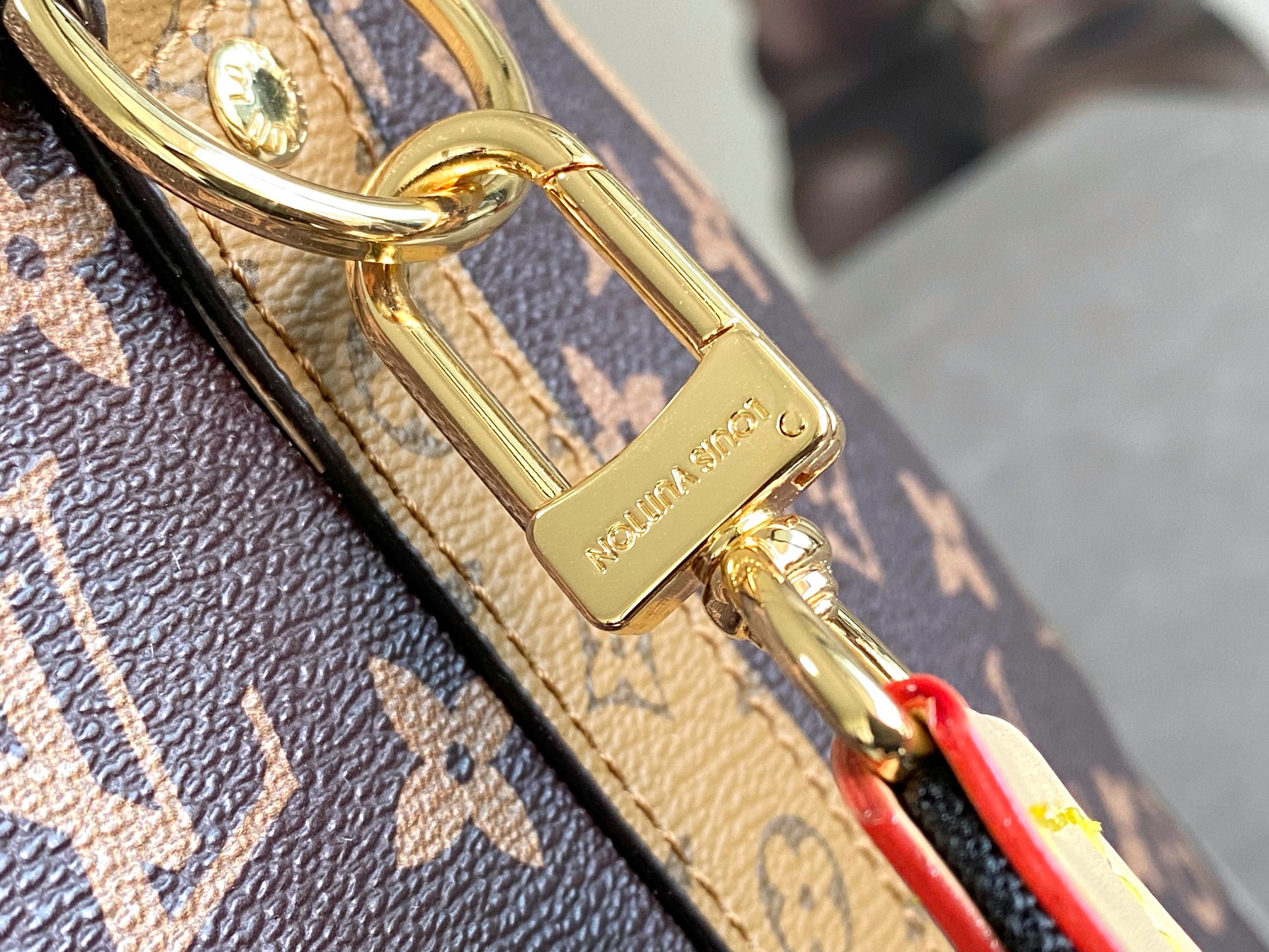 Louis Vuitton Keepall Bandoulière 45 Travel Bag - Image 7