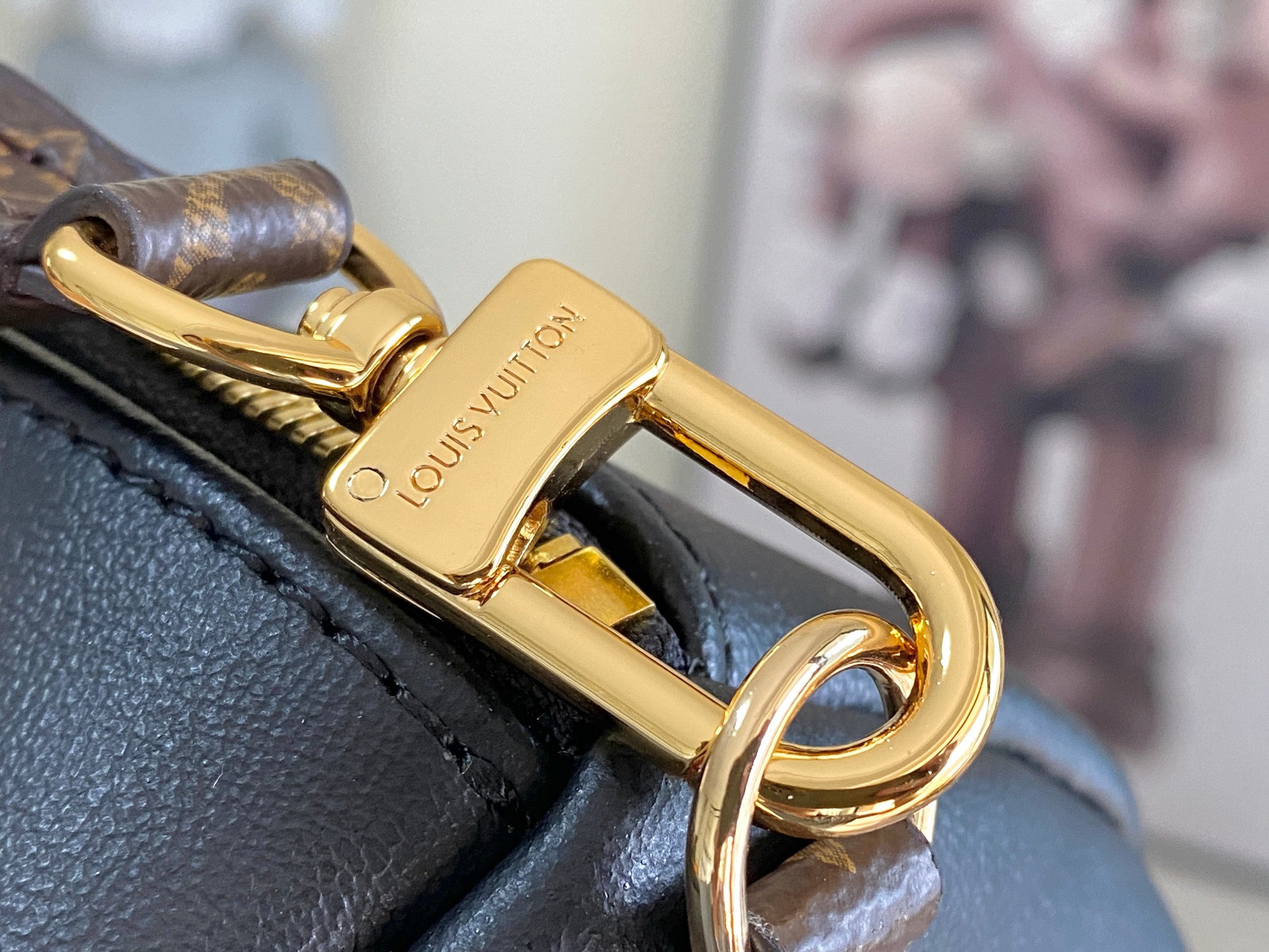 Louis Vuitton Express Travel Keepall Large Travel Bag M26037 - Image 7