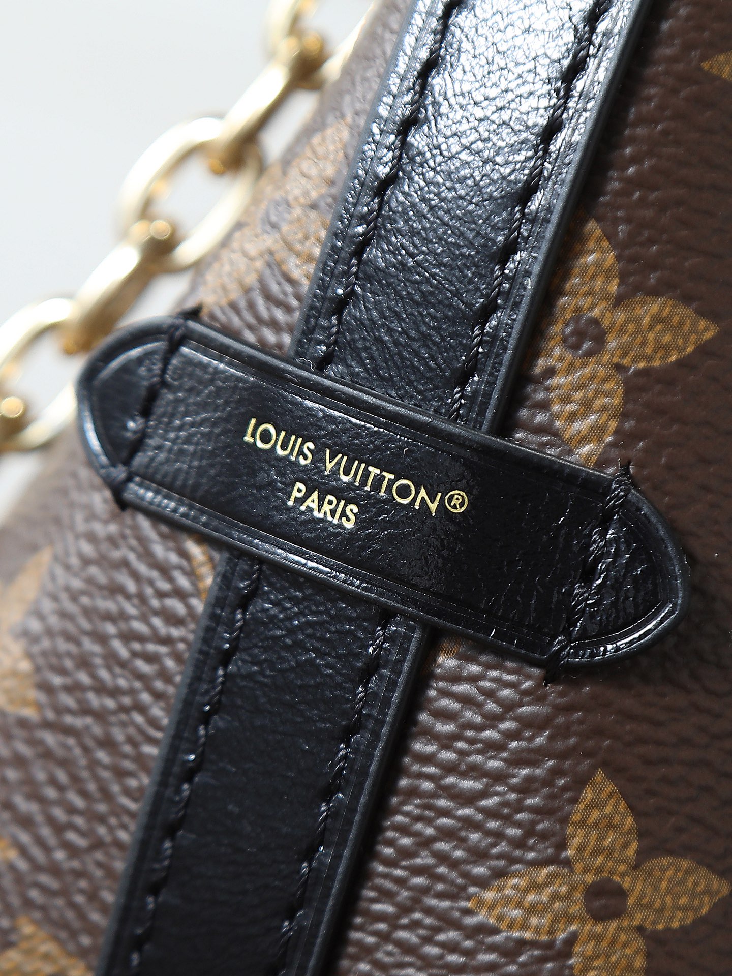 Louis Vuitton CarryAll BB Monogram Canvas Crossbody Bag - Image 7