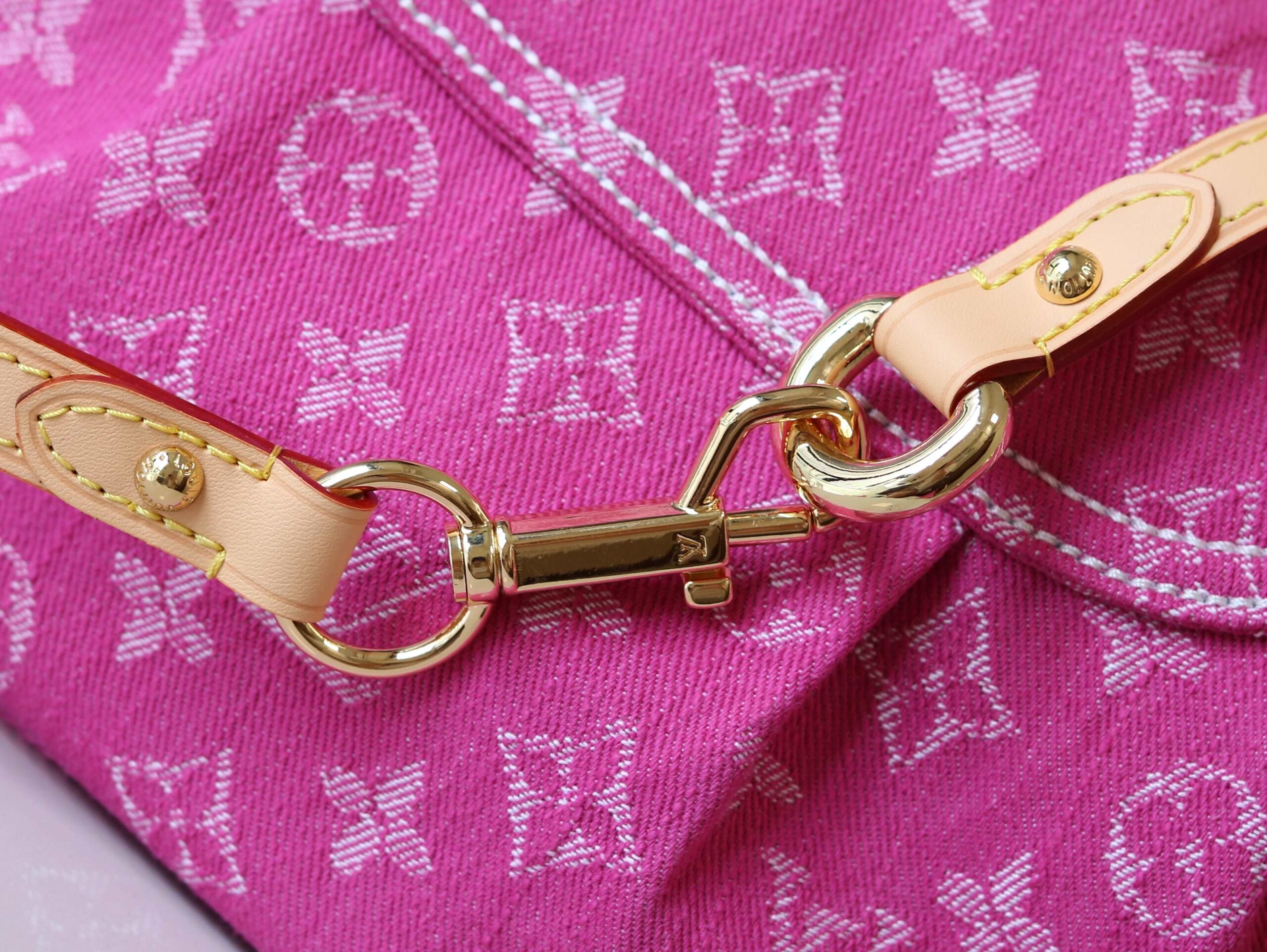Louis Vuitton Rendez-Vous Sunset Denim Crossbody Bag - Image 7