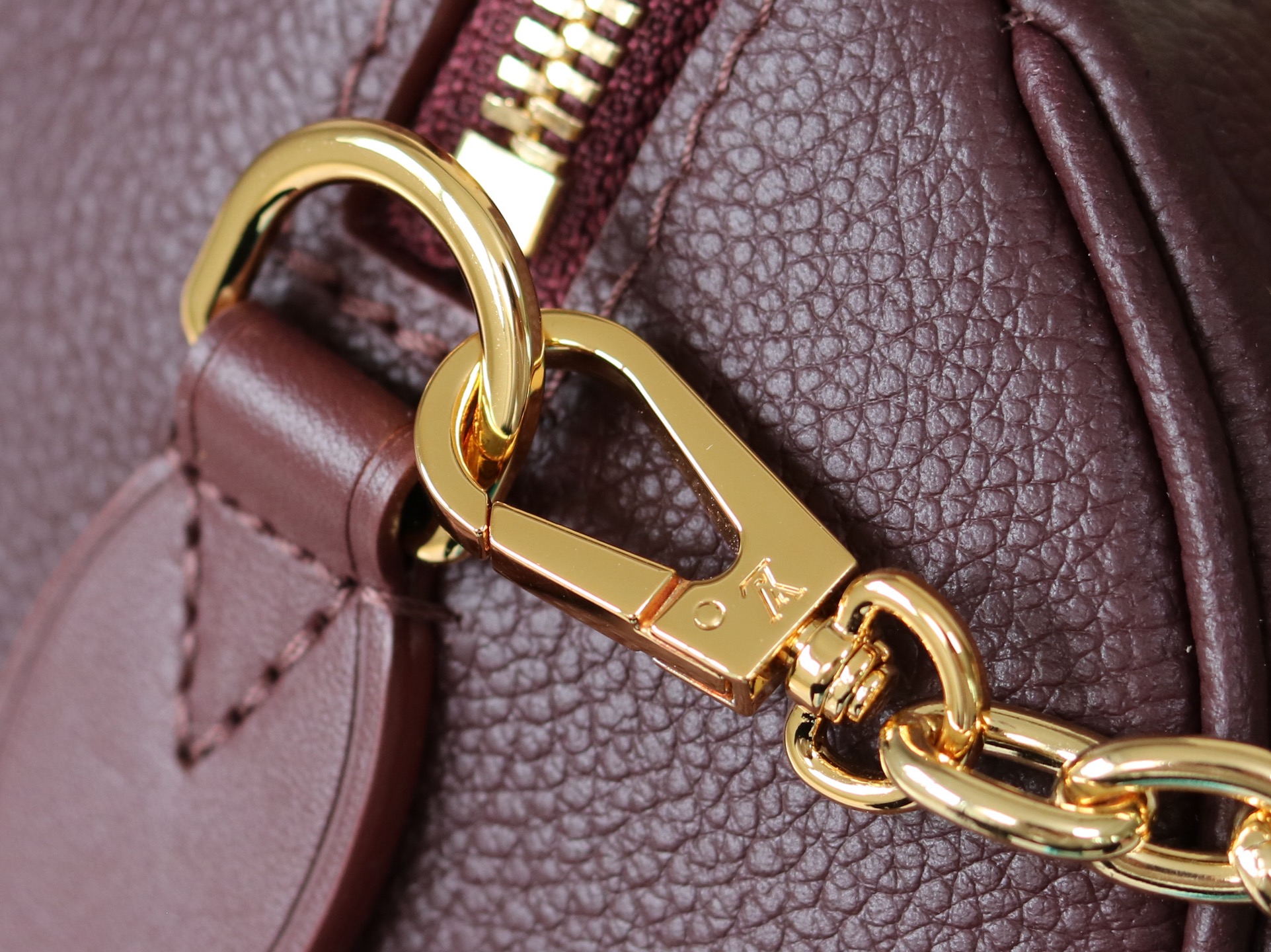 Louis Vuitton Sedy Bandoulière 20 Crossbody Bag in Burgundy Monogram Empreinte Leather - Image 7
