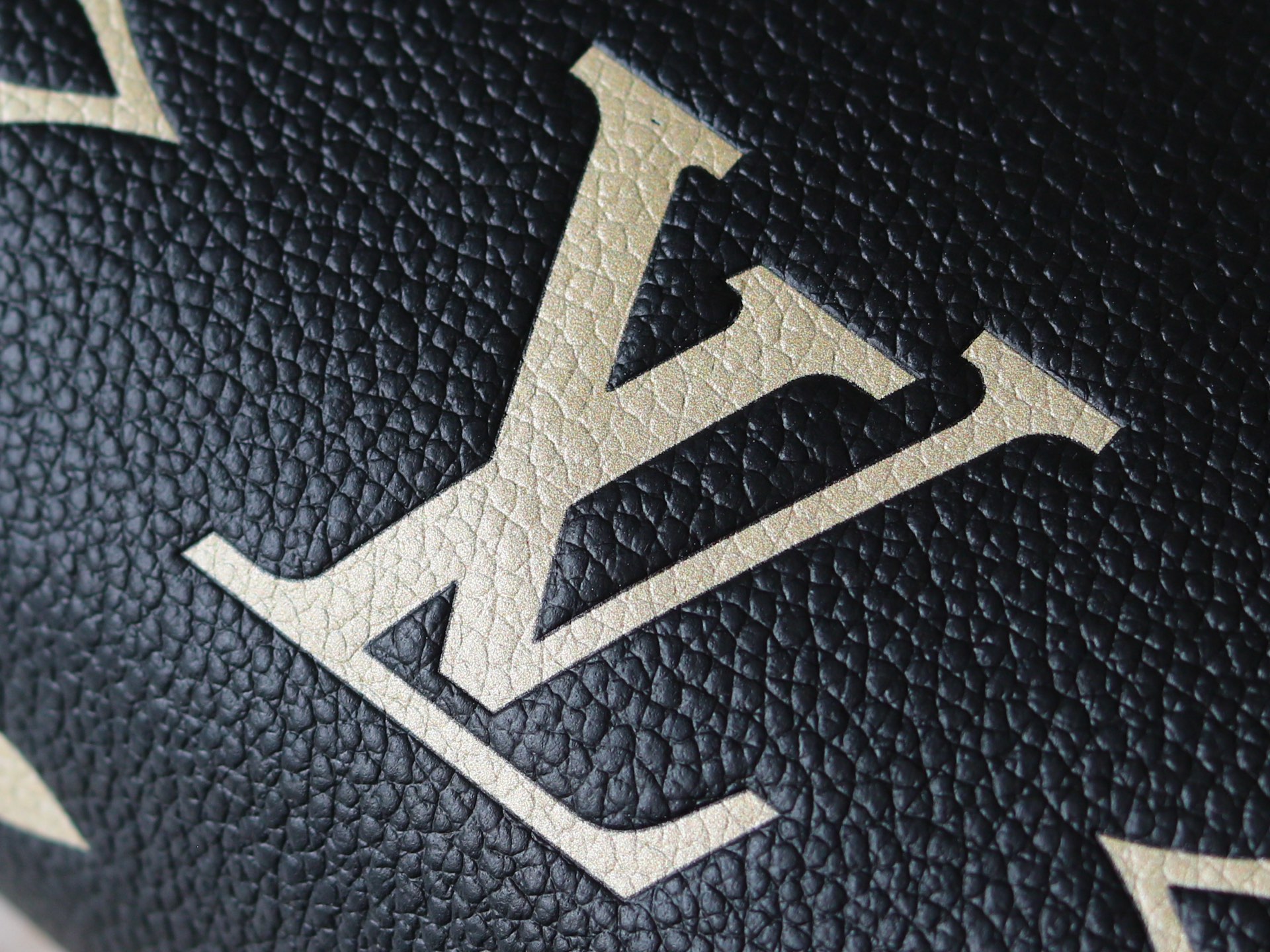 Louis Vuitton Nano Speedy Handbag - Image 7