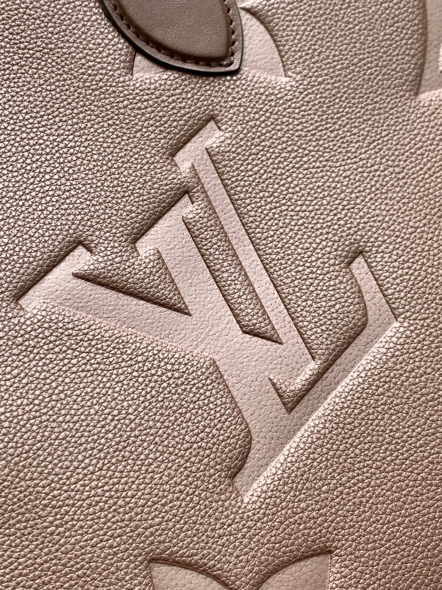 Louis Vuitton Onthego Monogram Tote Bag M44921/M44925 - Image 7