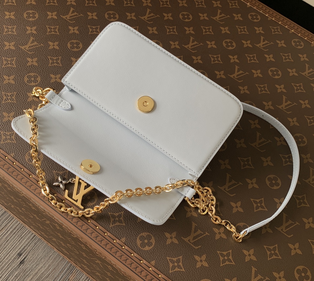 Louis Vuitton LV Bloom Wallet On Chain - Image 7