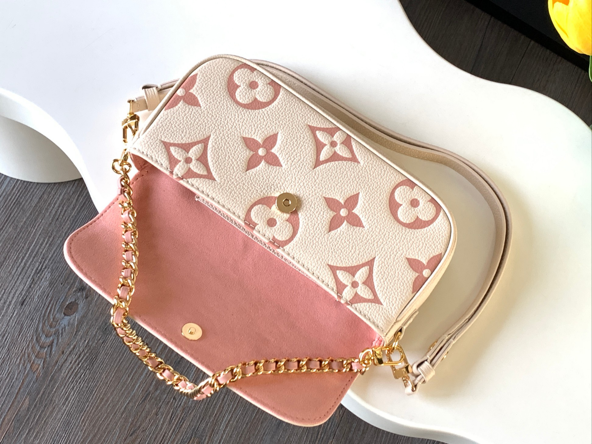 Louis Vuitton Wallet on Chain Ivy Crossbody Bag in Monogram Empreinte Leather - Image 7