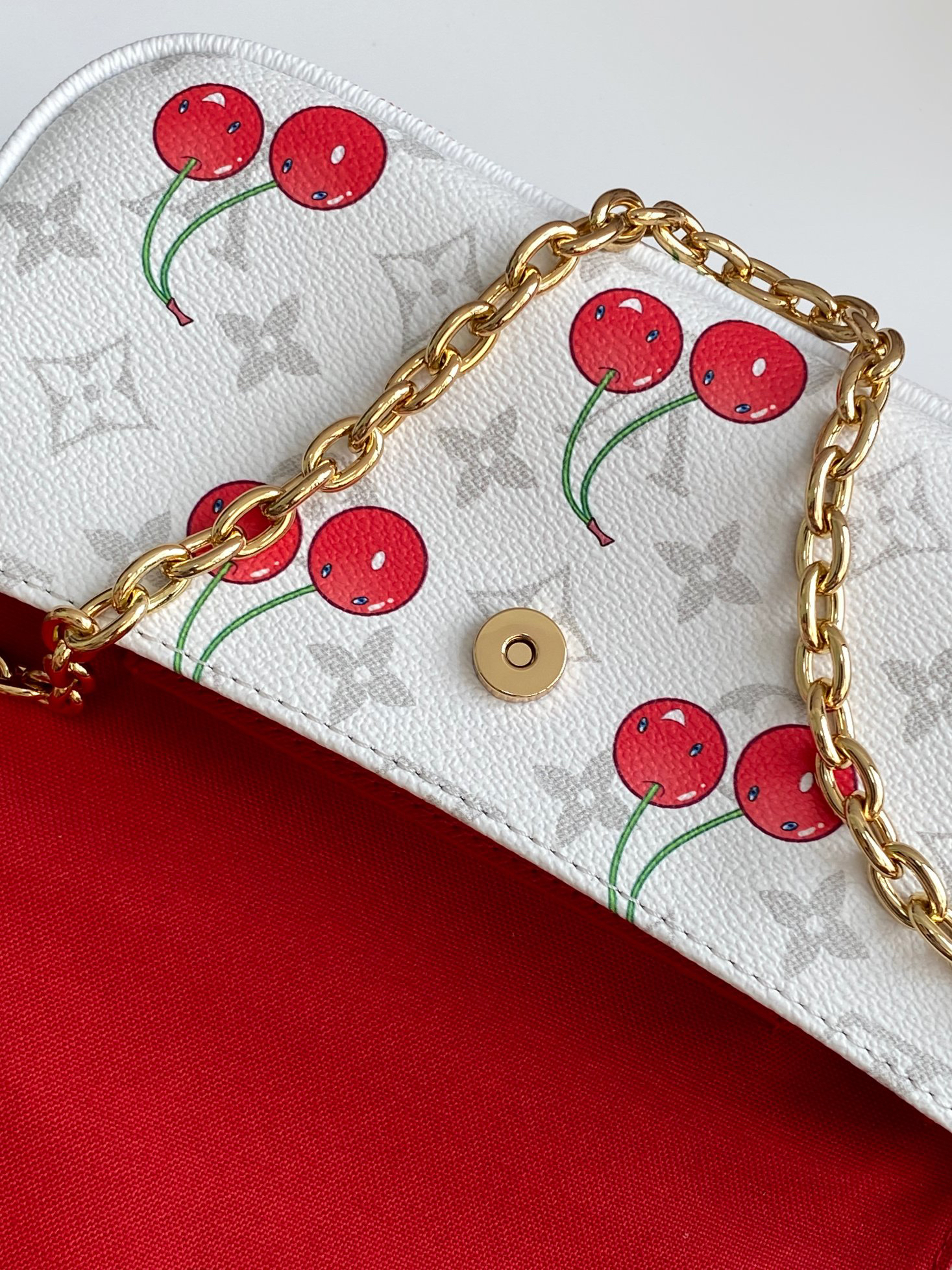 Louis Vuitton Wallet On Chain Ivy Monogram Cherry Canvas - Image 7