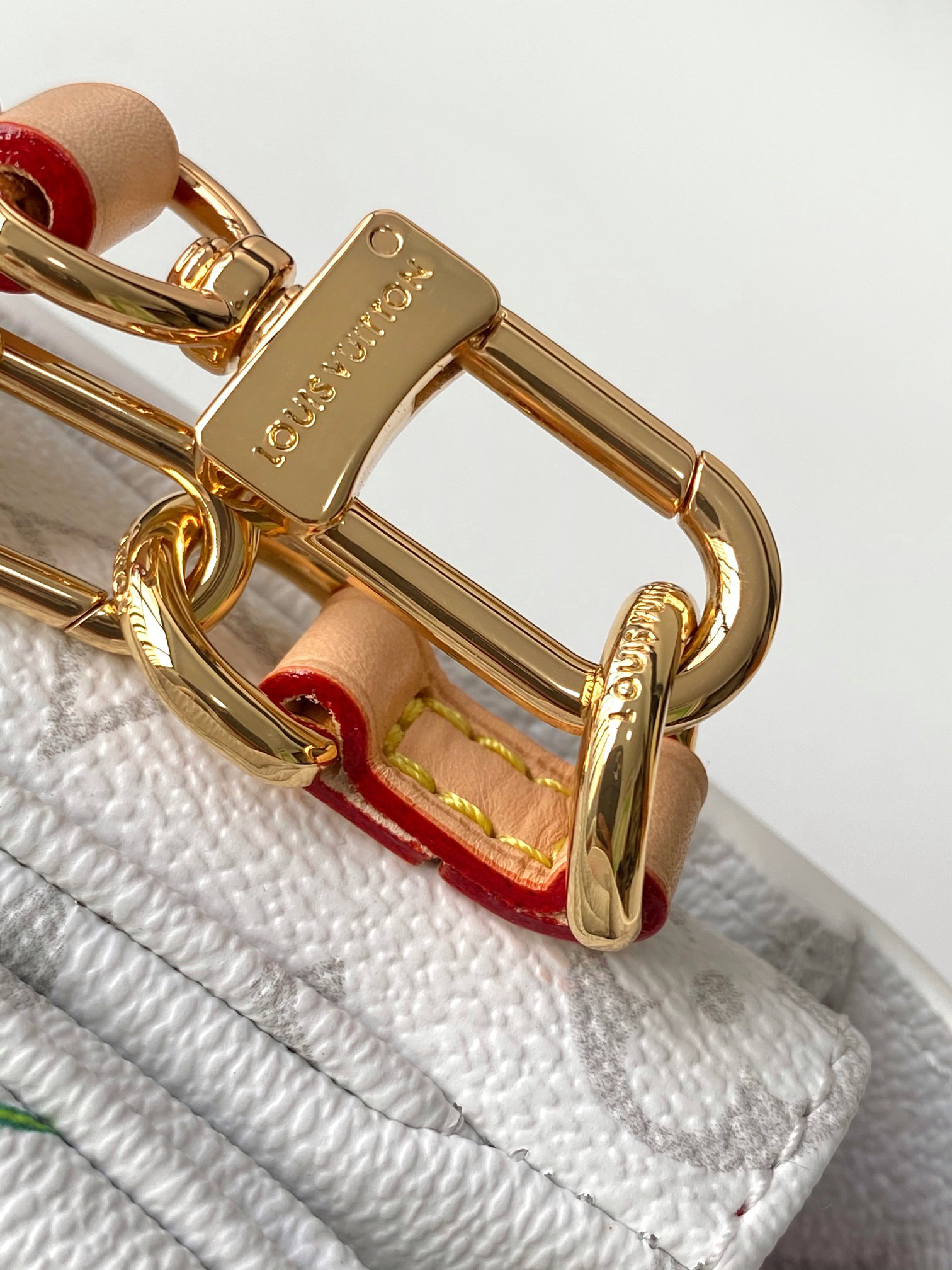 Louis Vuitton Pochette Métis East West Monogram Cherry Handbag - Image 7