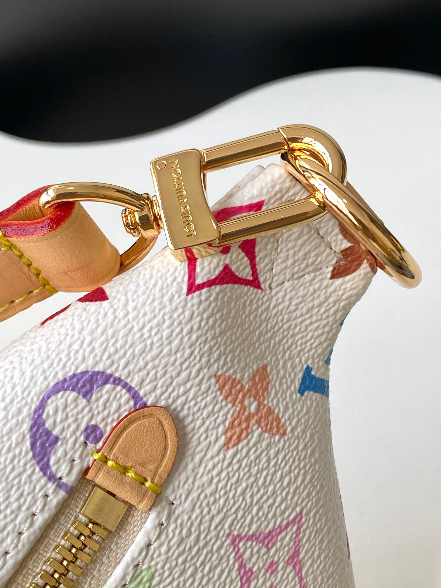 Louis Vuitton High Rise Crossbody Bag M13660 - Image 7