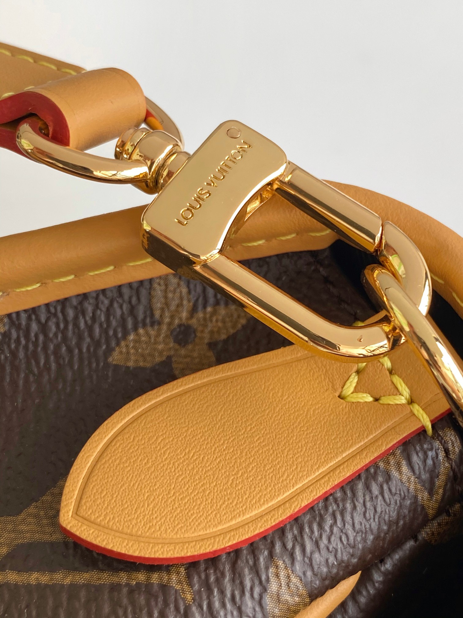 Louis Vuitton Diane Monogram Canvas Shoulder Bag M45985 - Image 7