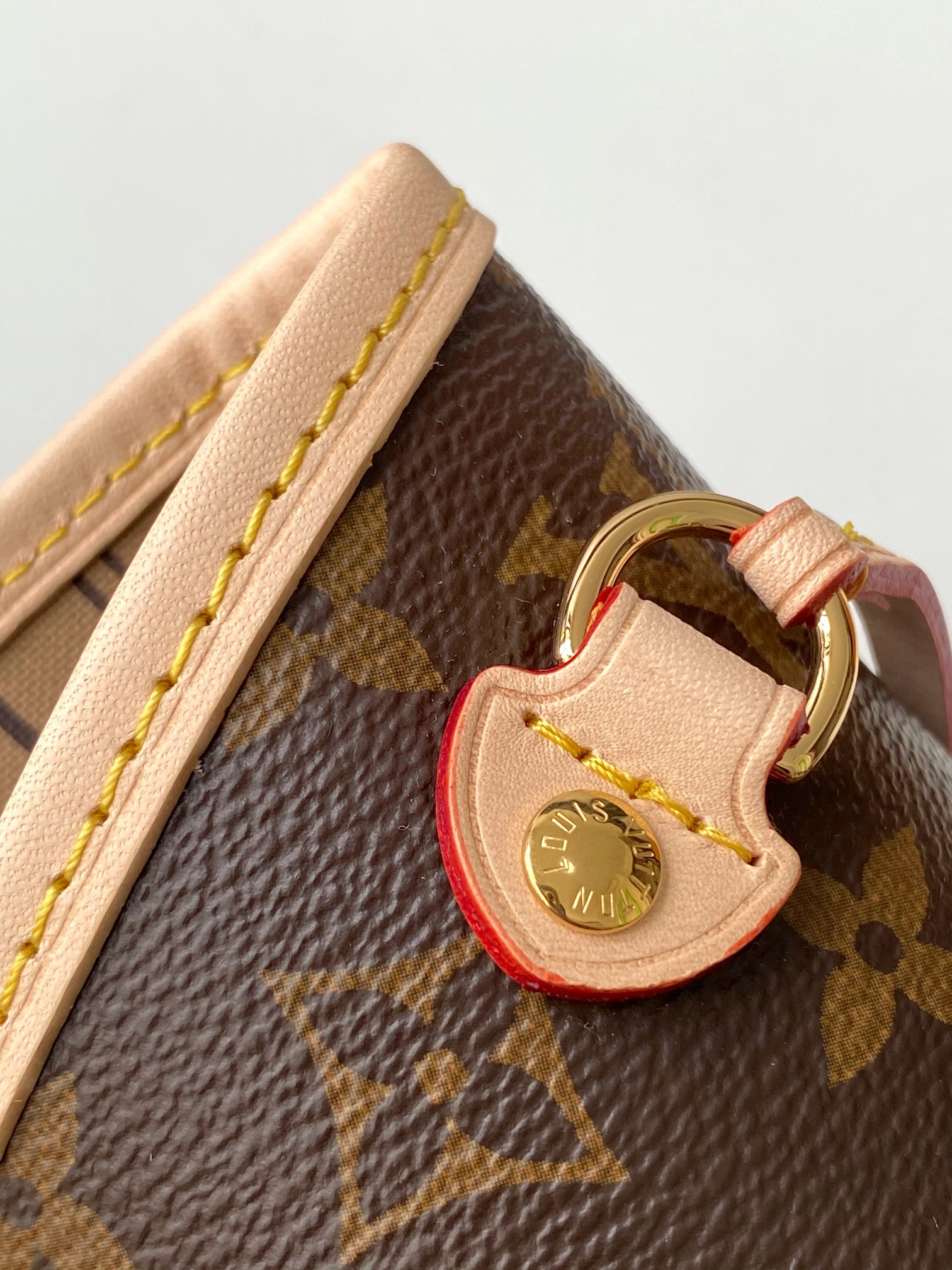 Louis Vuitton Neverfull Small Tote Bag in Damier Ebene Canvas - Image 7