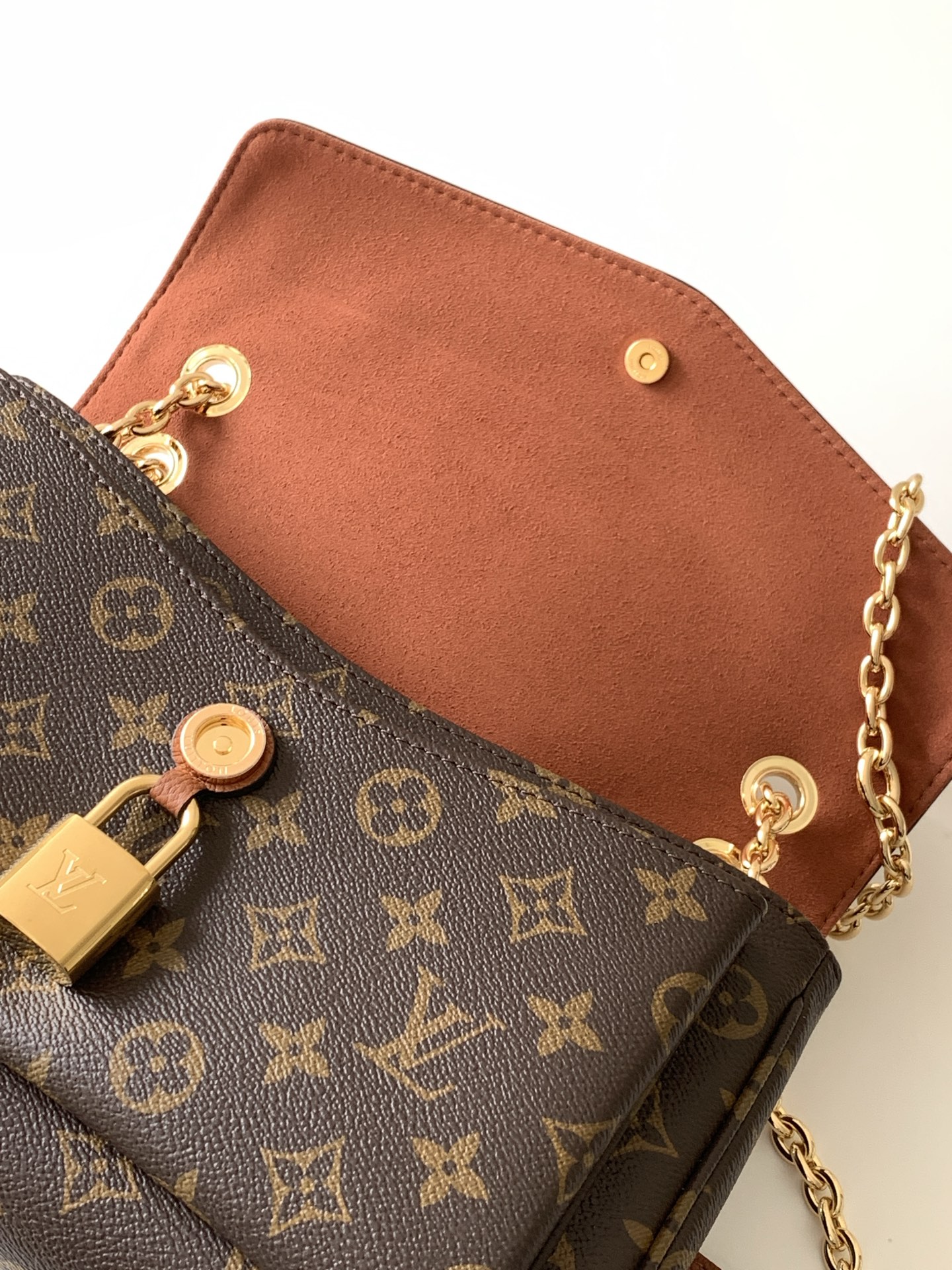 Louis Vuitton Saint-Germain PM Handbag - Image 7