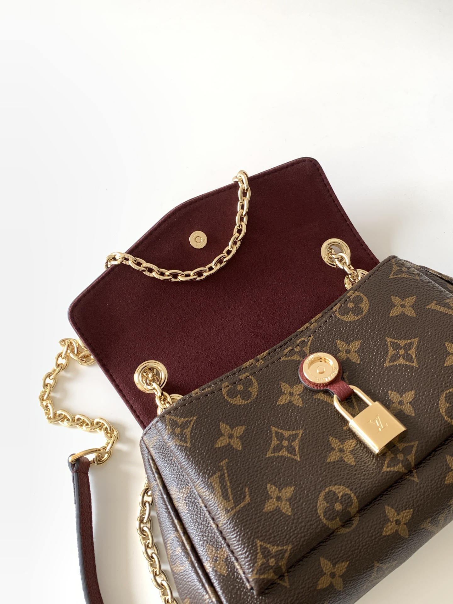 Louis Vuitton BB Monogram Canvas Crossbody Bag - Image 7
