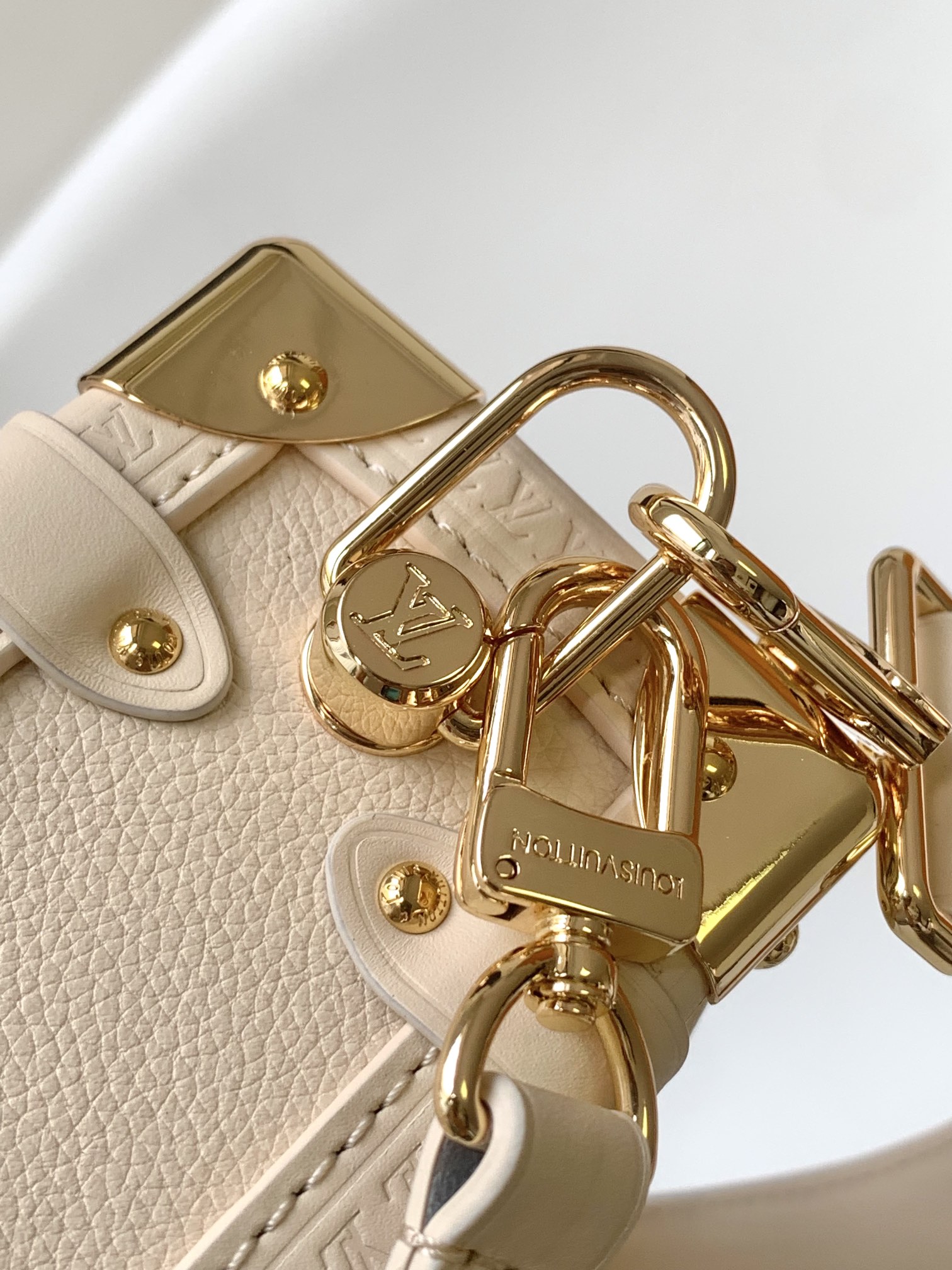 Louis Vuitton Side Trunk Small Handbag - Image 7