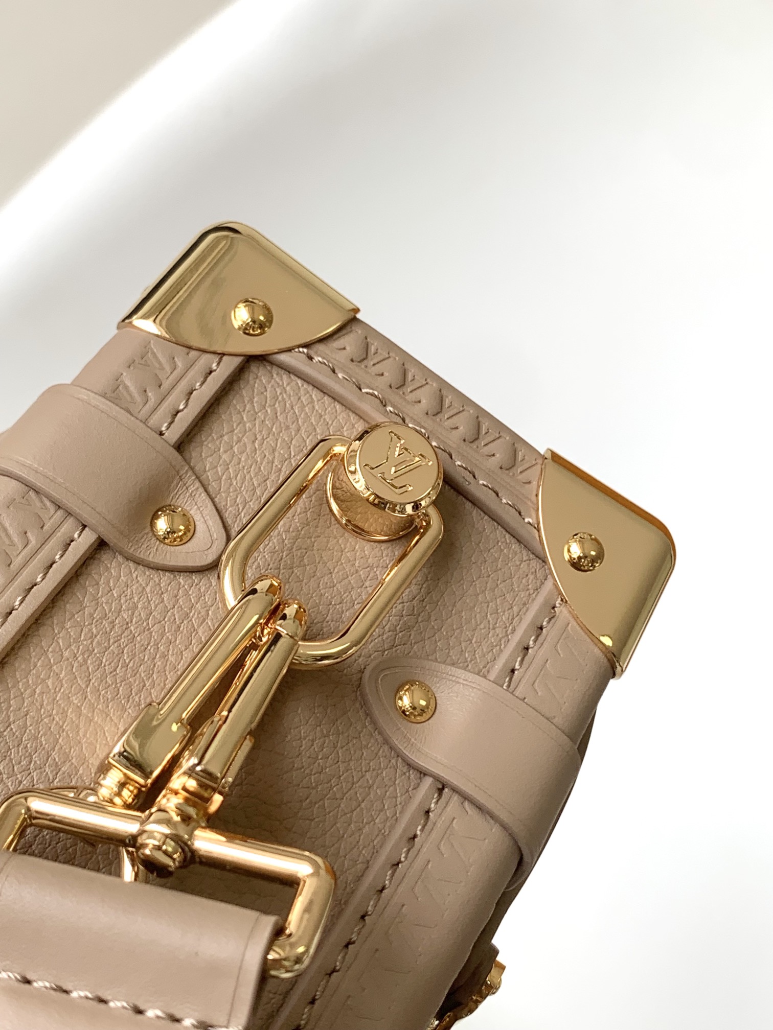 Louis Vuitton Side Trunk Medium Handbag - Image 7