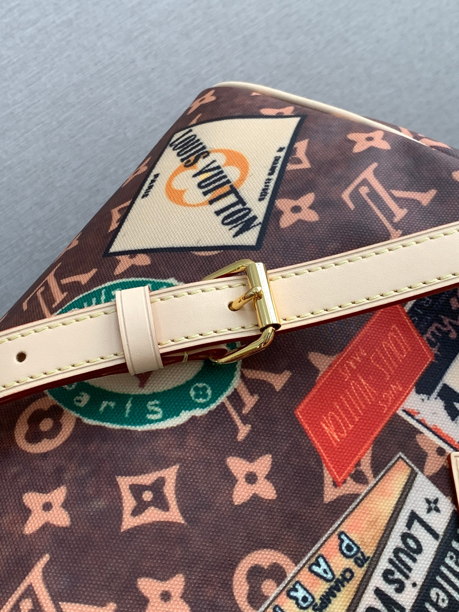 Louis Vuitton Speedy Bandoulière 30 Crossbody Handbag - Image 7