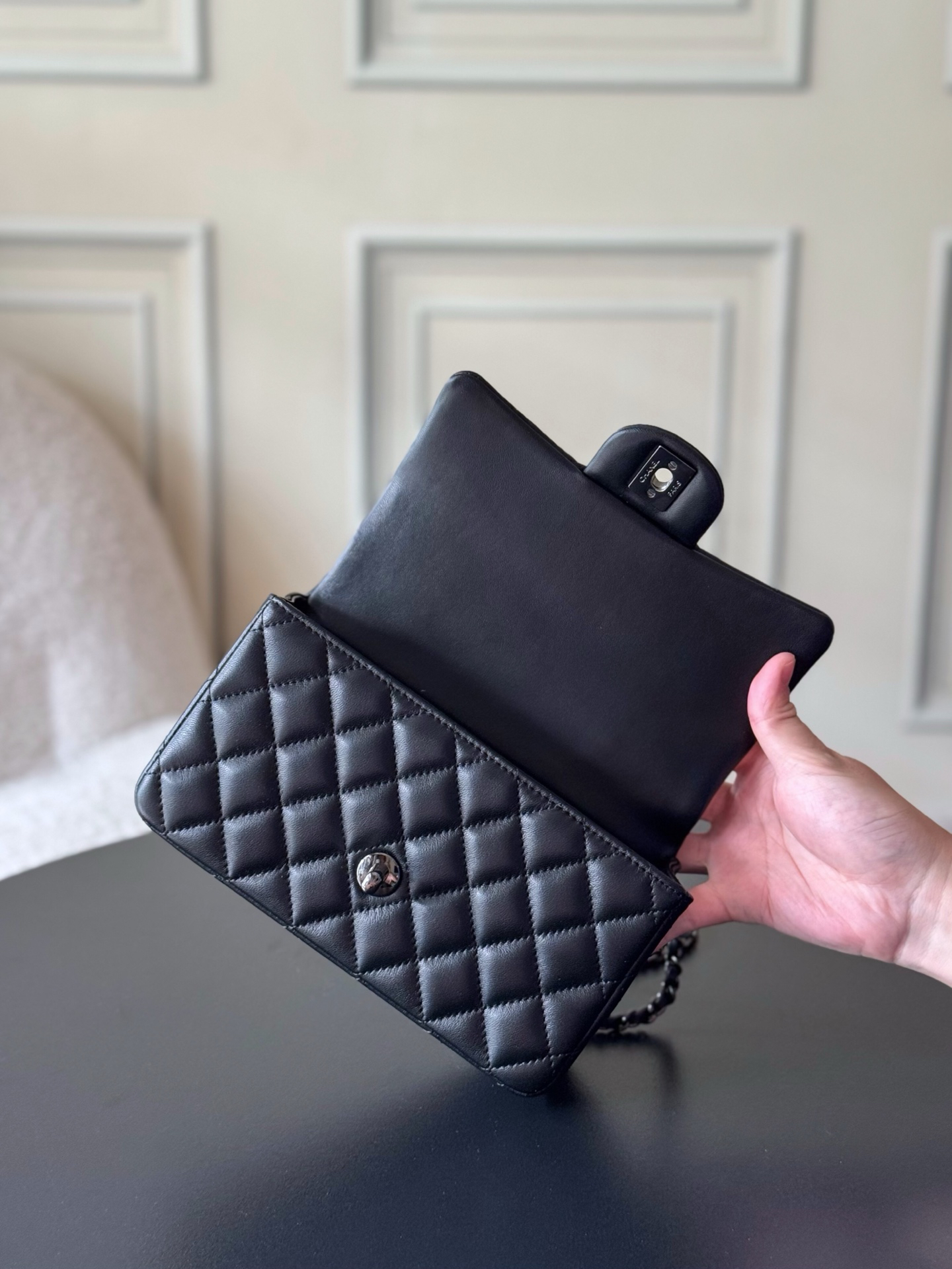 Chanel 21K Mini Classic Flap Bag with Handle AS2431 - Image 7