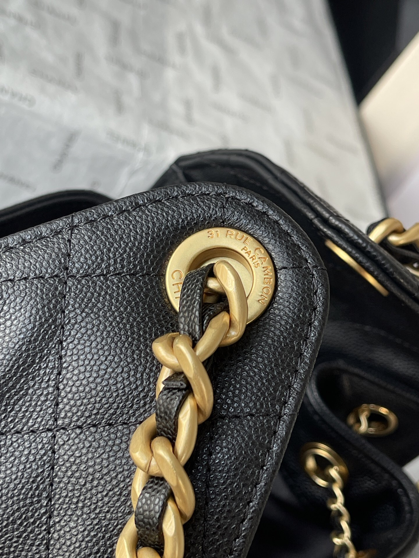 Chanel 25C Quilted Leather Hobo Shoulder Bag - Image 7
